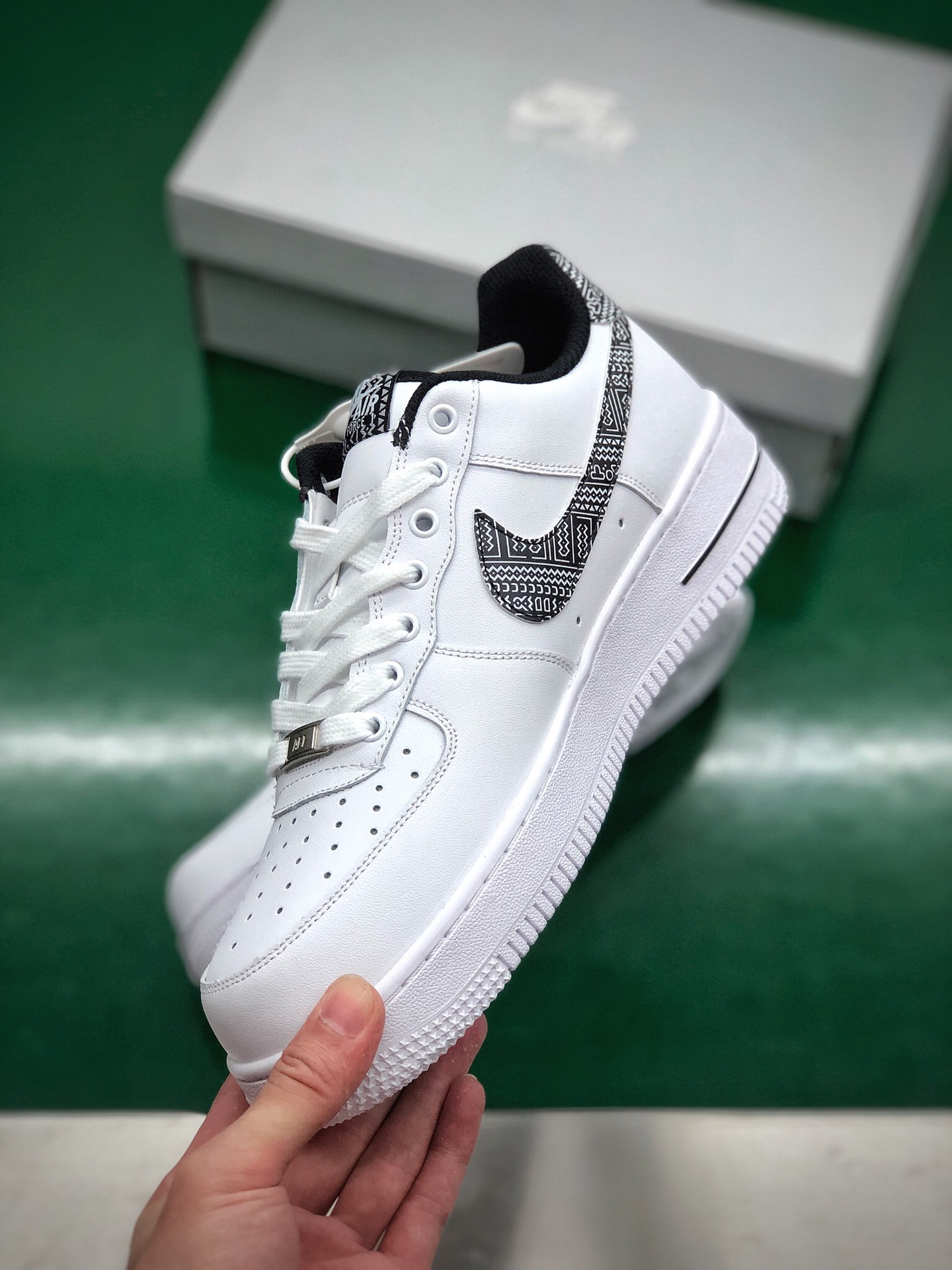 200  耐克 Nike Air Force 1 Low 空军一号低帮百搭休闲运动板鞋CZ7933-100