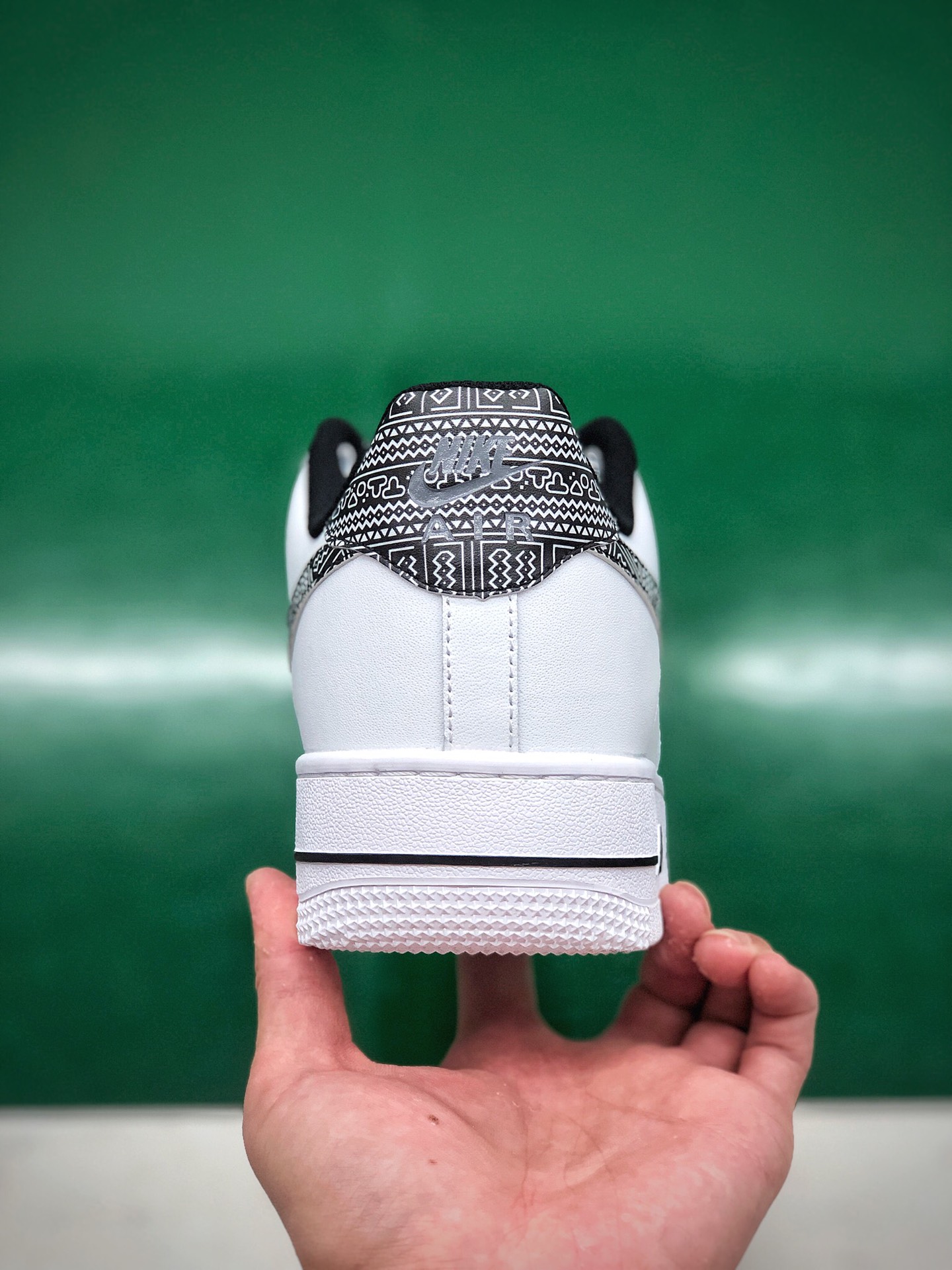 200  耐克 Nike Air Force 1 Low 空军一号低帮百搭休闲运动板鞋CZ7933-100