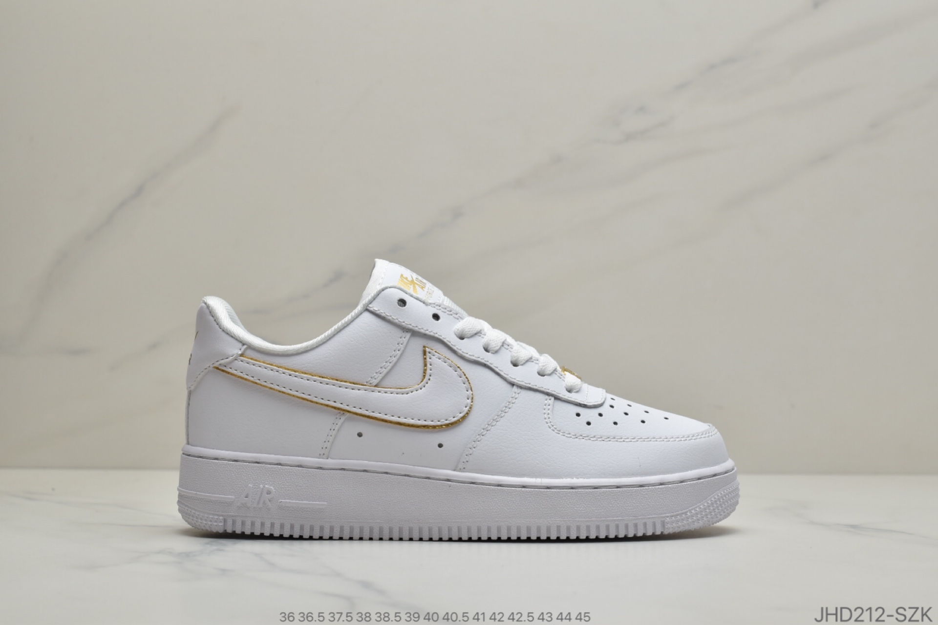 190 公司级耐克Nike Air Force 1 '07 空军一号 AQ2132-102