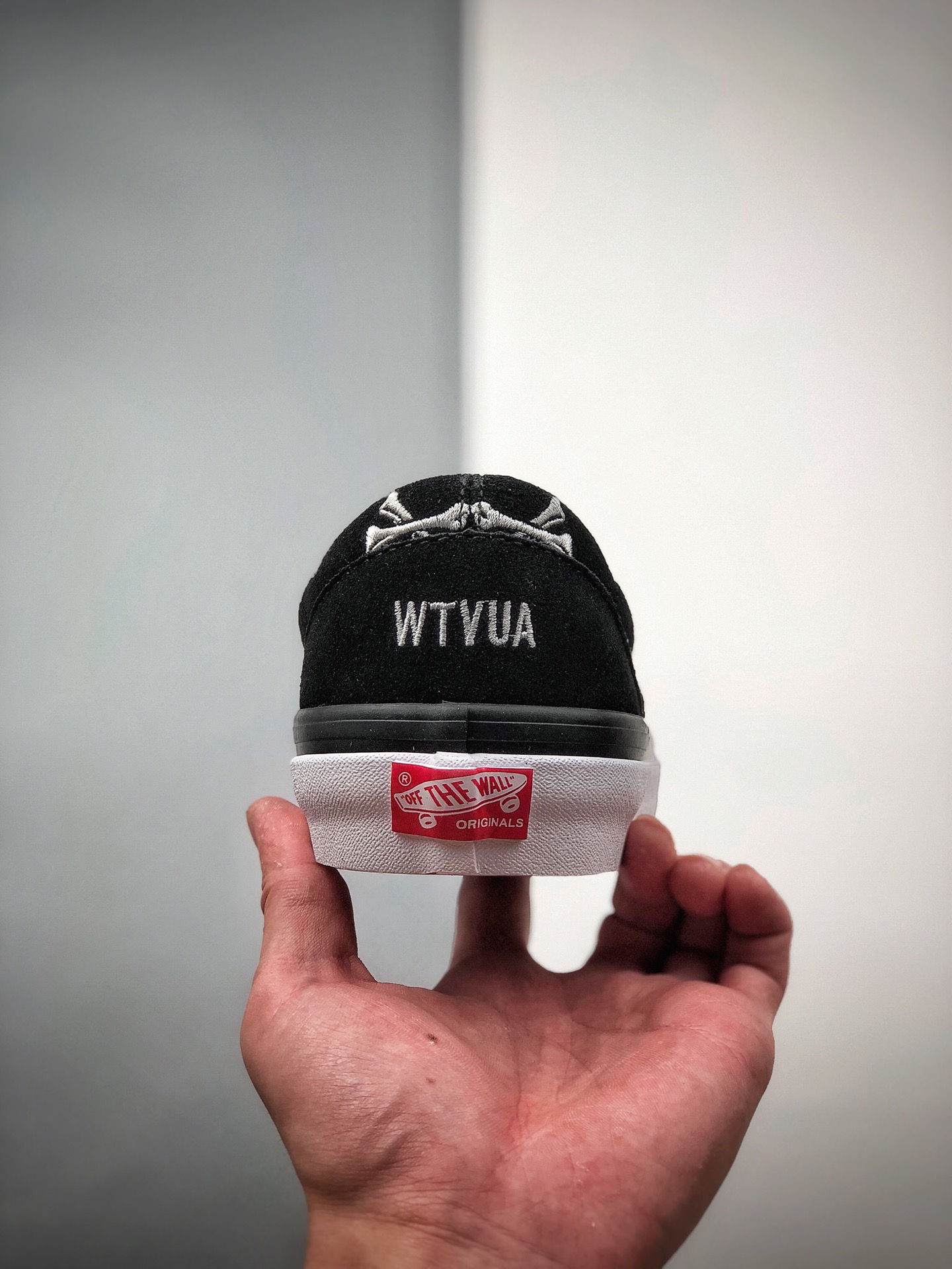 160  Vault by Vans x WTAPS 联名系列回归SZ103