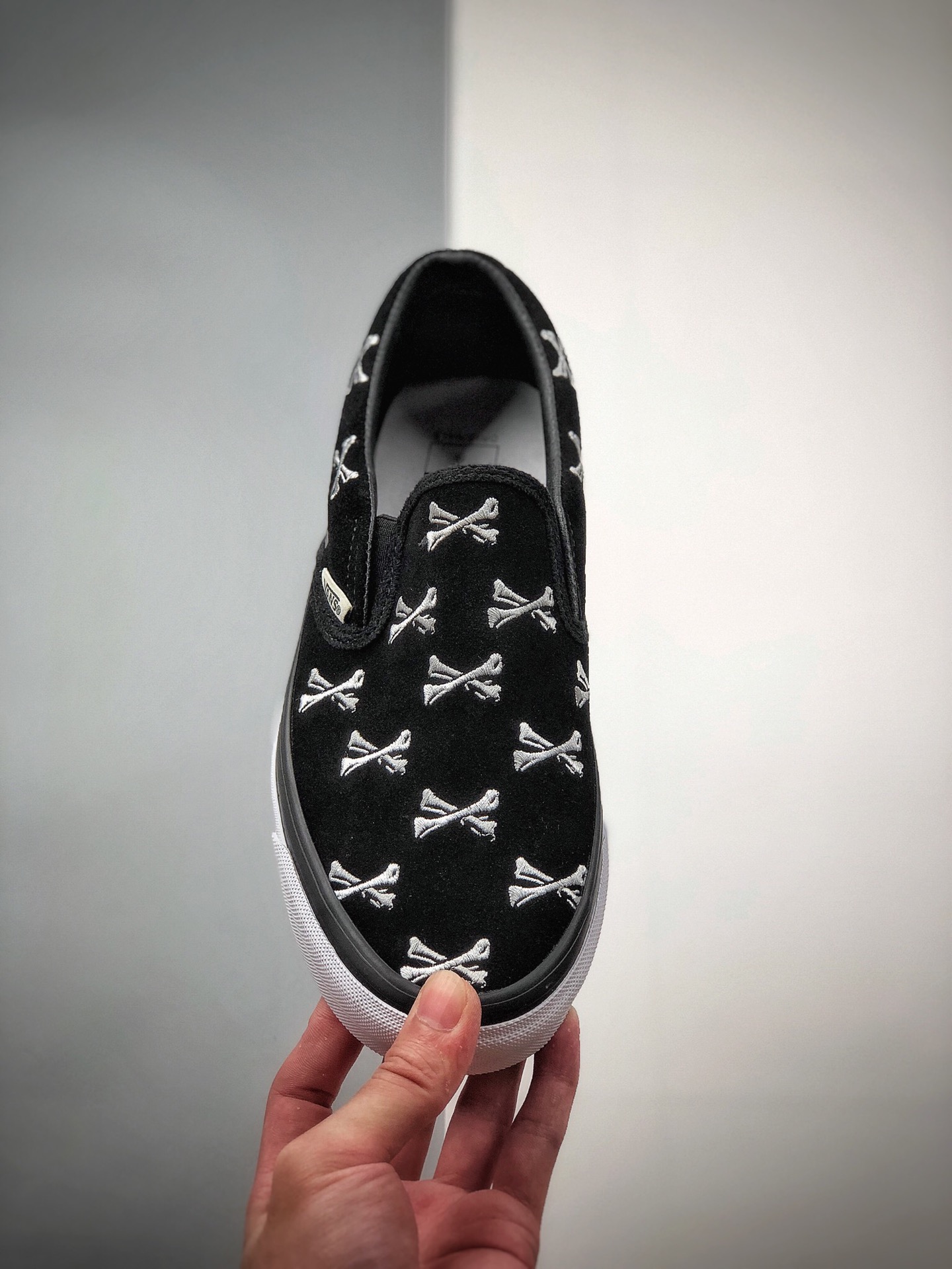 160  Vault by Vans x WTAPS 联名系列回归SZ103