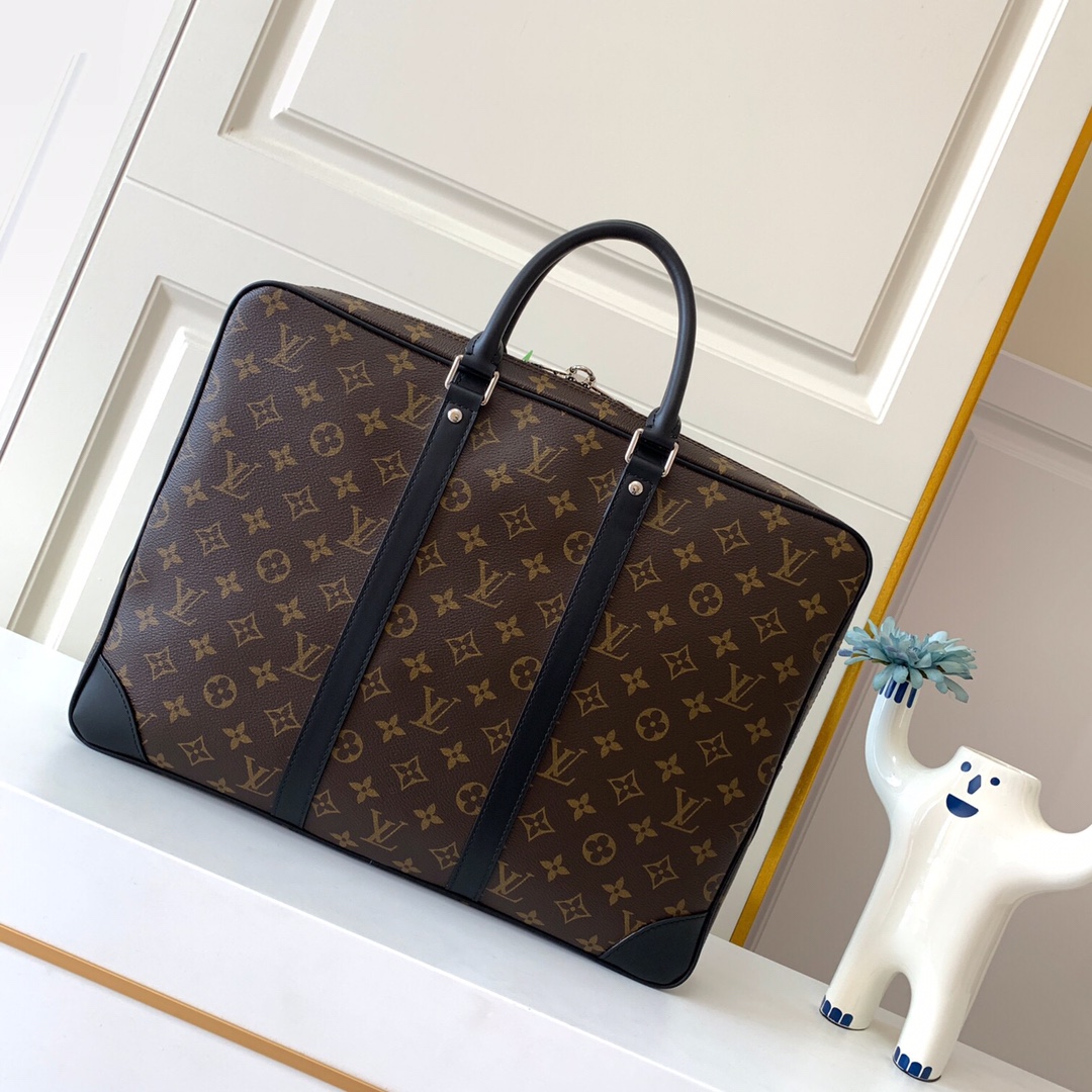 路易威登 Louis Vuitton 高定典藏名品高定成衣时装外套连衣裙衬衫T恤 #EEA9D4FA 2