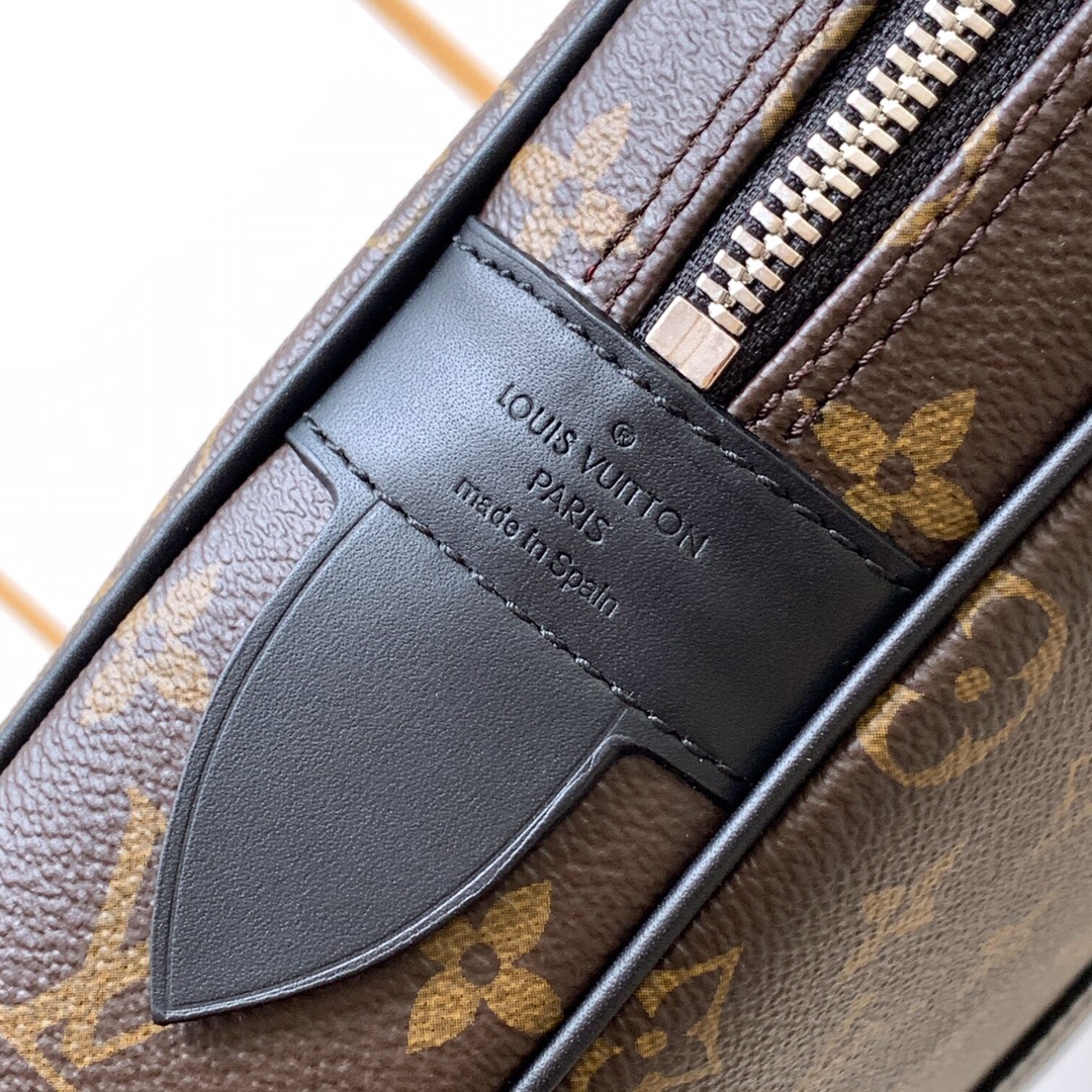 路易威登 Louis Vuitton 高定典藏名品高定成衣时装外套连衣裙衬衫T恤 #EEA9D4FA 7