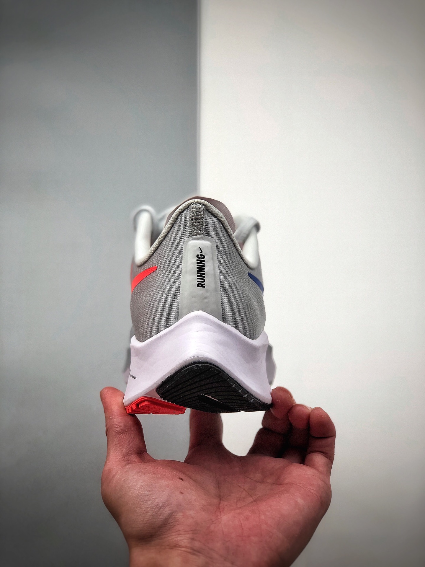 180  Nike Zoom Pegasus 37 登月37 透气缓震疾速跑鞋BQ9646-006