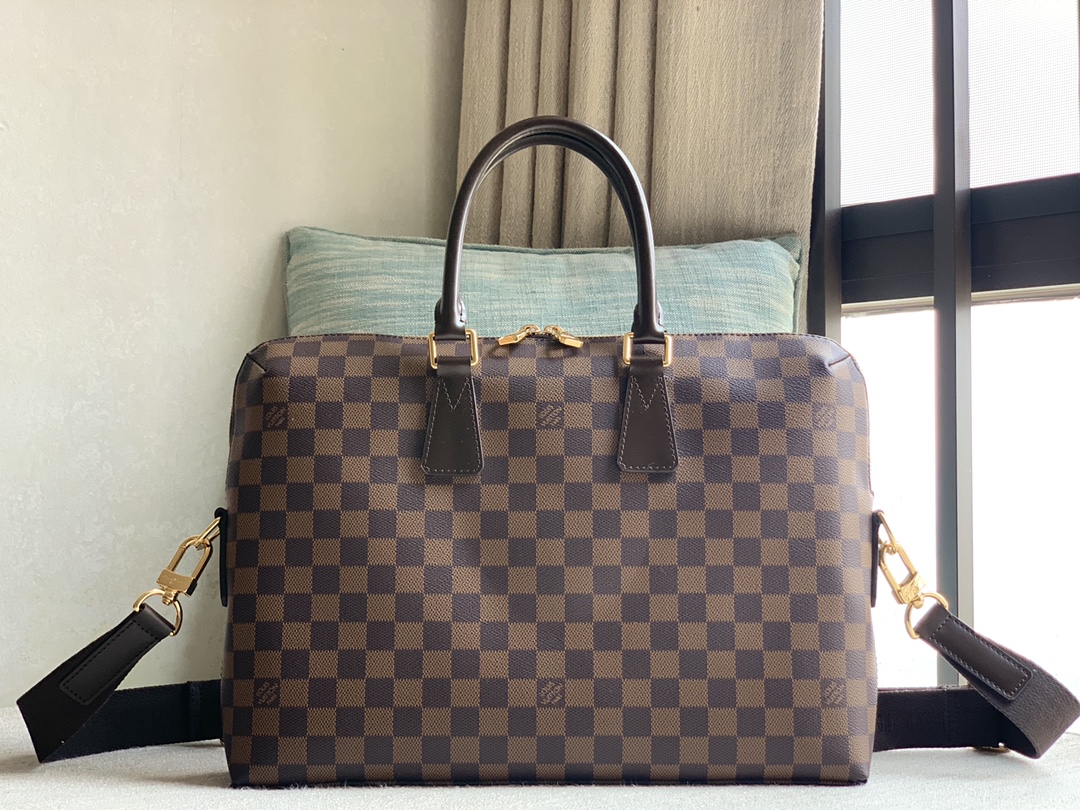 Louis Vuitton Get a batch of top-quality original briefcases with excellent price/performance ratio