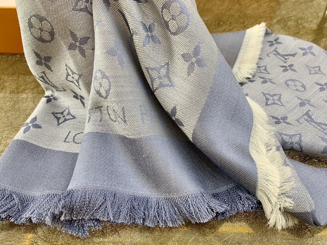 LV路易威登Monogram Denim披肩M71378 M71382 M71330 M71329 M72412 M72046 M72273