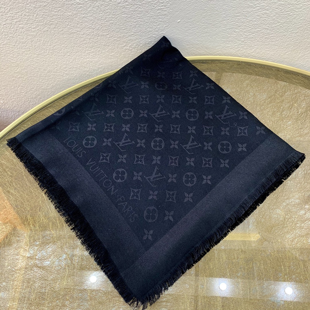 LV路易威登Monogram Denim披肩M71378 M71382 M71330 M71329 M72412 M72046 M72273