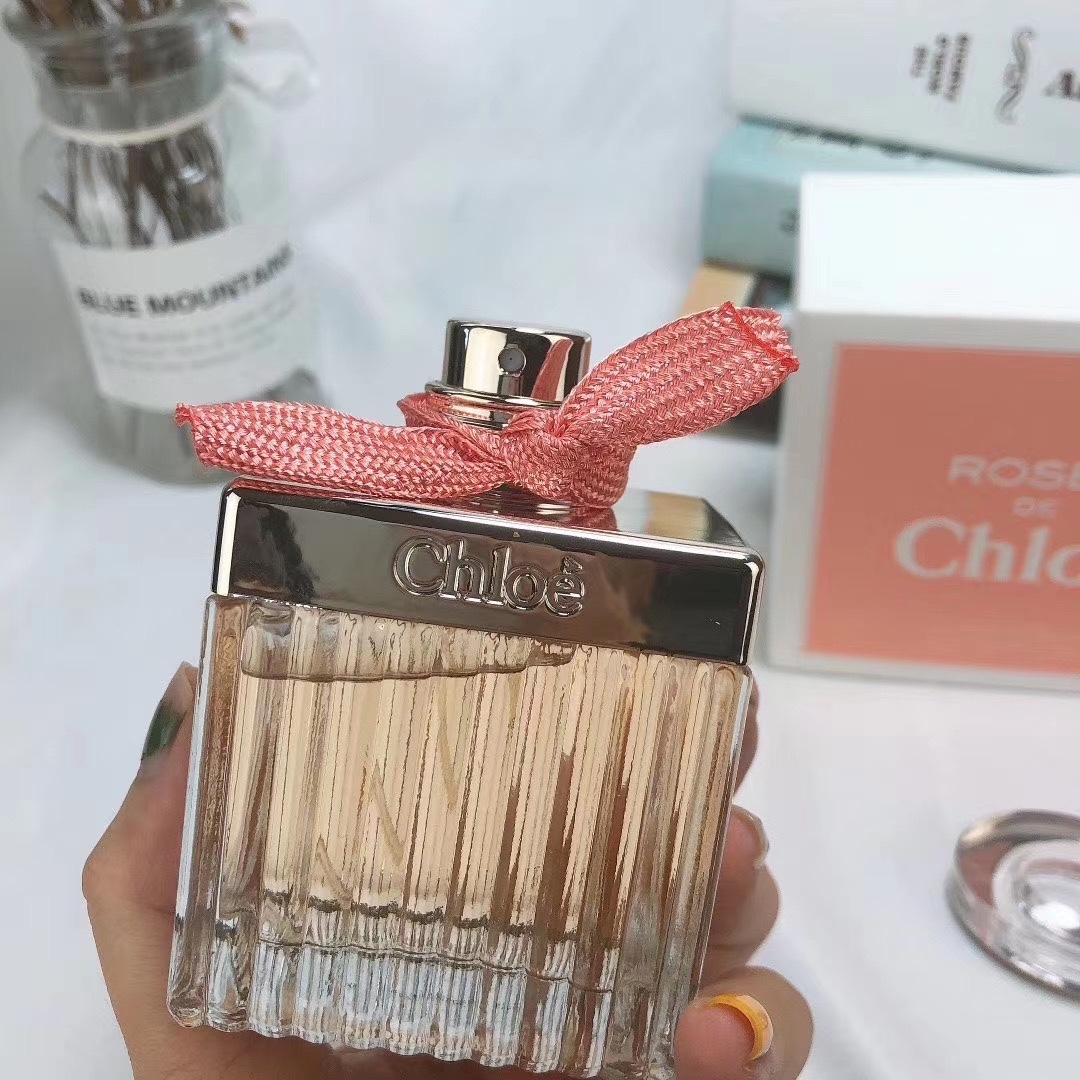 85💰专柜品质
蔻依玫瑰粉丝带香水75ml