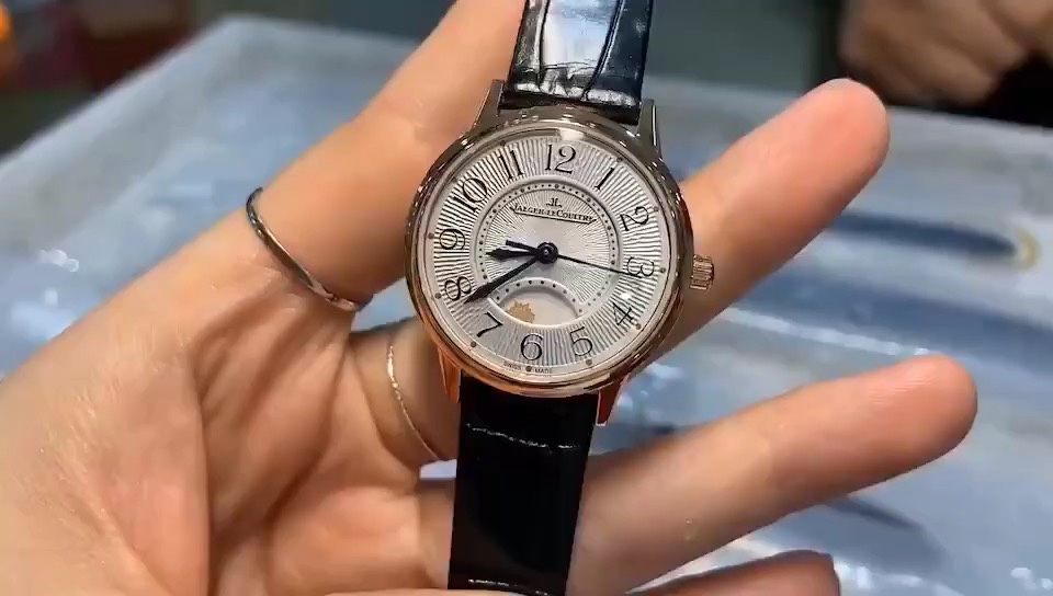Cartier 积家约会系列女表 29mm