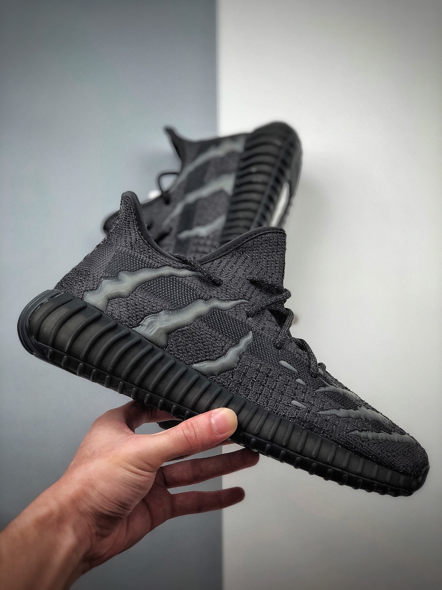 290 Adidas YEEZY BOOST 350V2水滴夜光满天星系列加入反光闪耀KPL