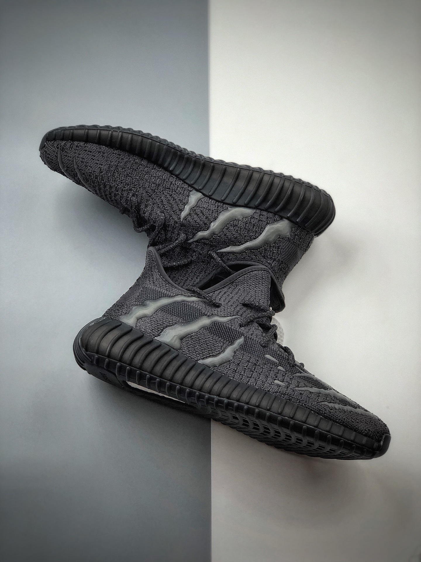 290 Adidas YEEZY BOOST 350V2水滴夜光满天星系列加入反光闪耀KPL