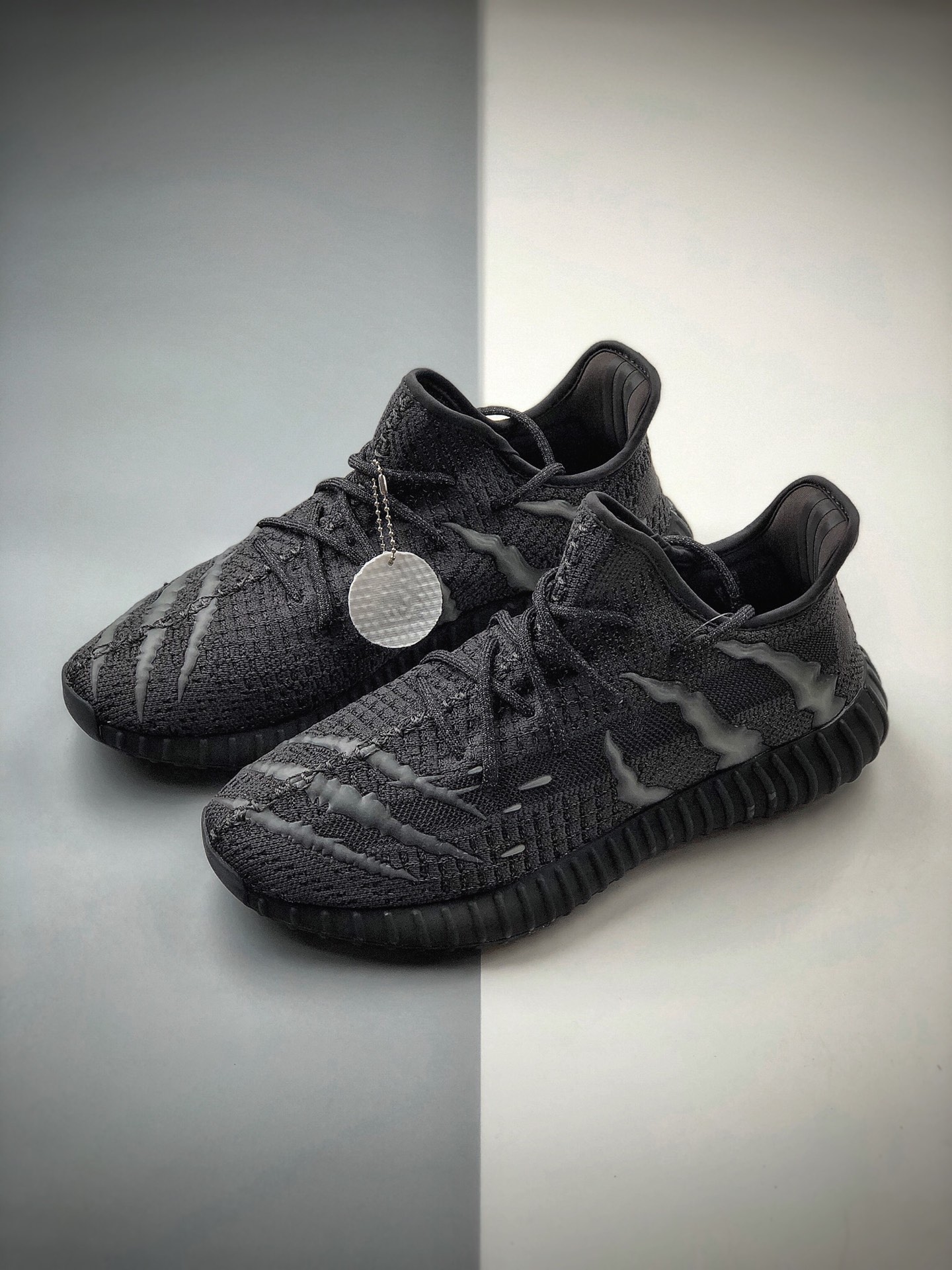 290 Adidas YEEZY BOOST 350V2水滴夜光满天星系列加入反光闪耀KPL