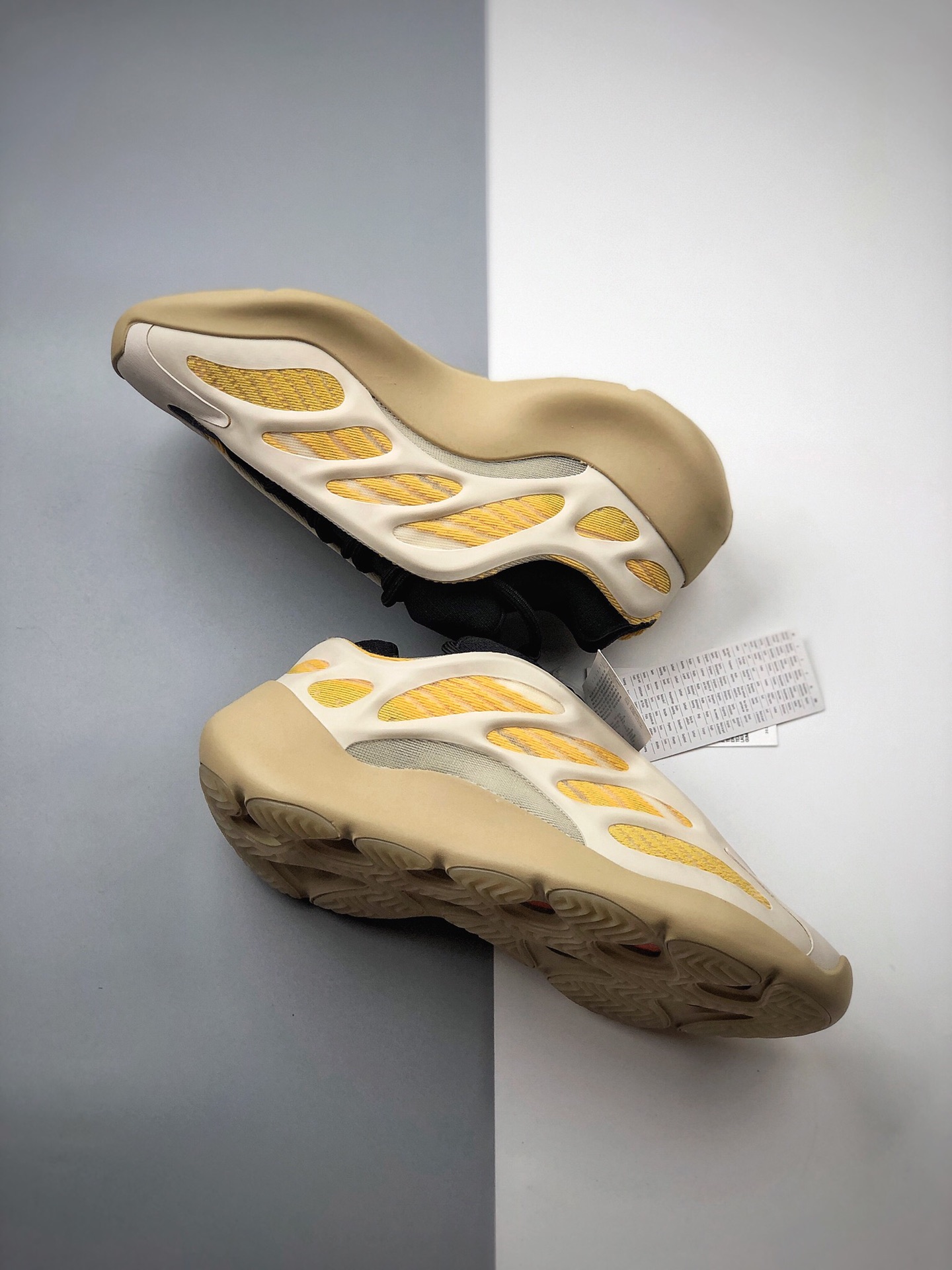460 Adidas Yeezy 700 V3 阿迪达斯复古爆米花老爹鞋 G548503