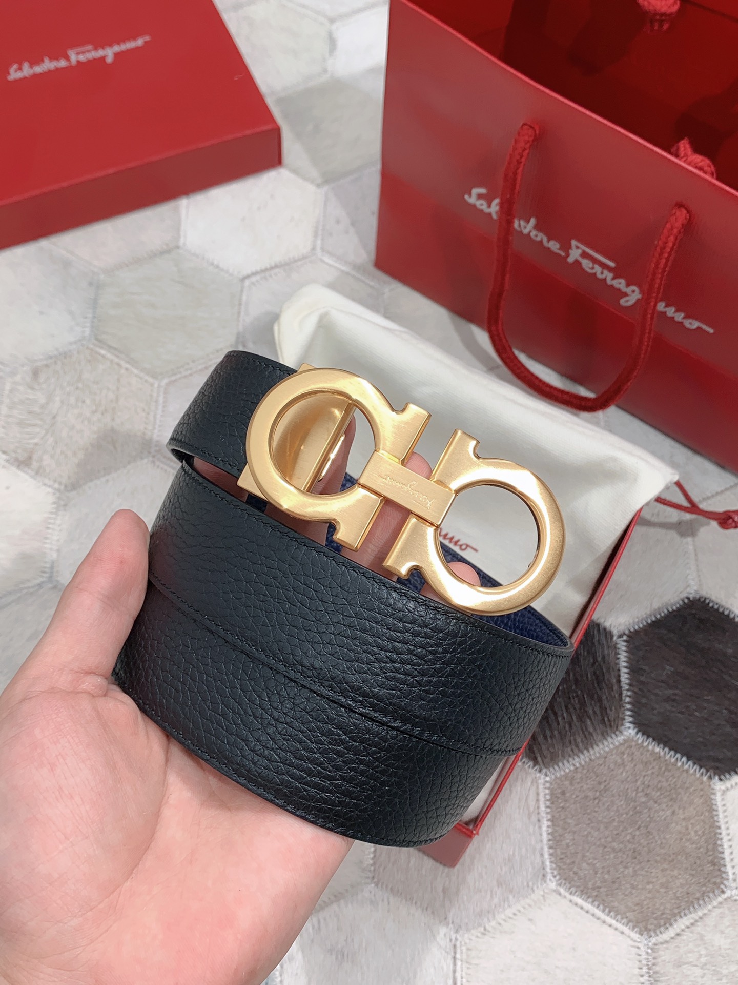 菲拉格慕 Ferragamo 高定典藏奢华工坊高定皮带腰带配饰 #F6782727 3