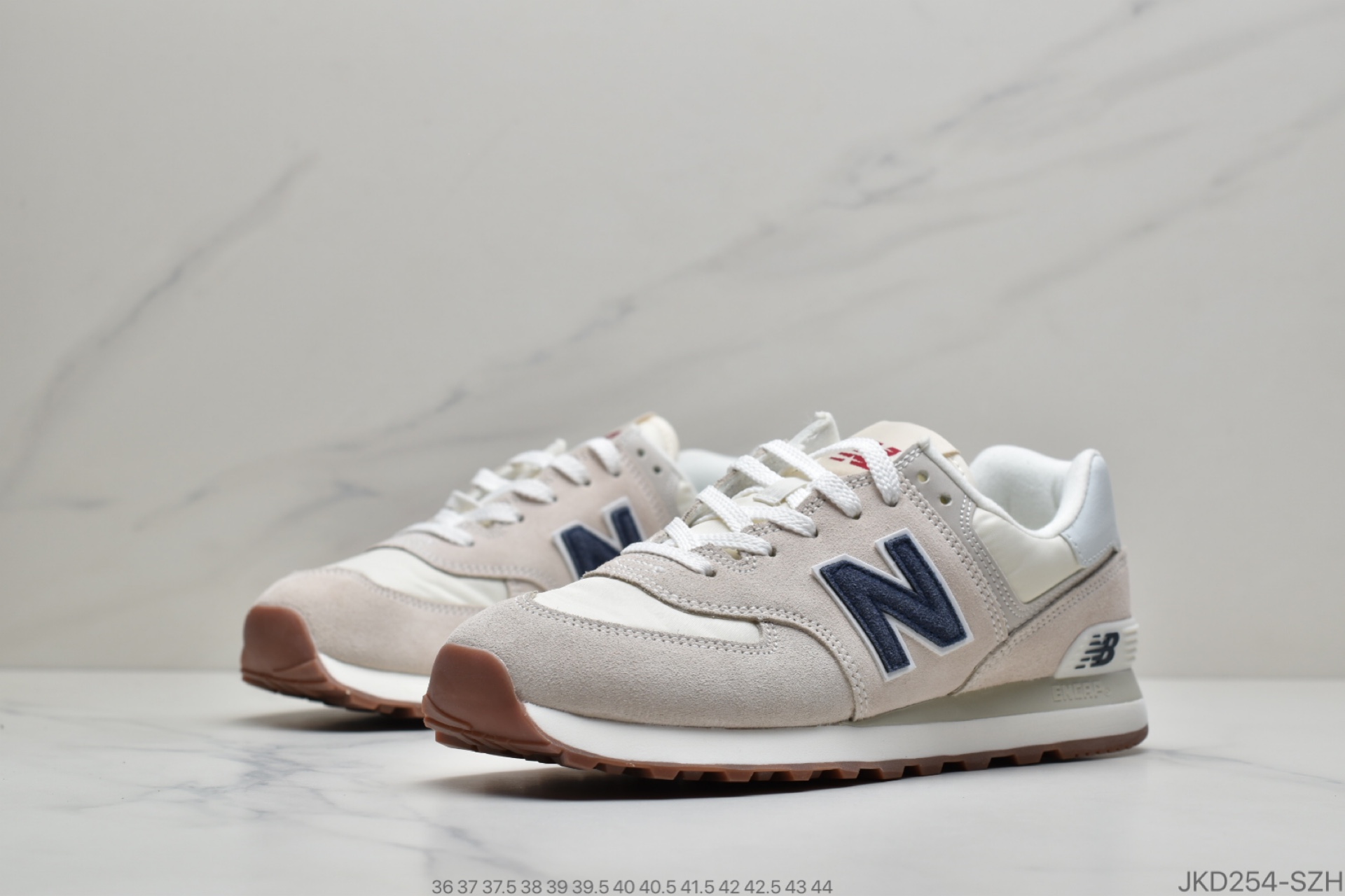 160 New Balance 574 新百伦