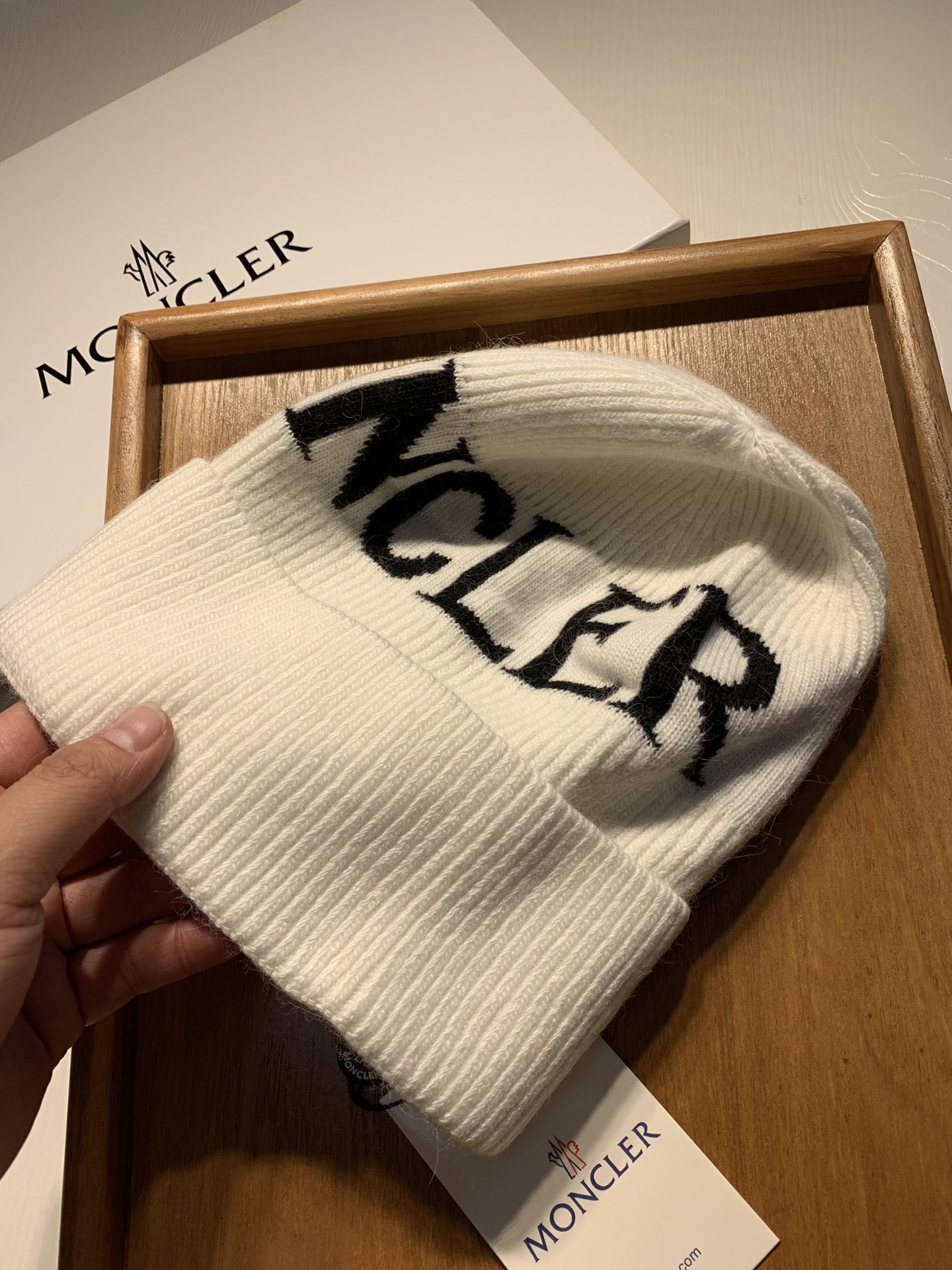 🌹。蒙口。【羊毛单帽】客供小羊毛！珍贵典藏的灵魂帽子！客供色纱.每个颜色都非常好看！经典！手感软腻.70