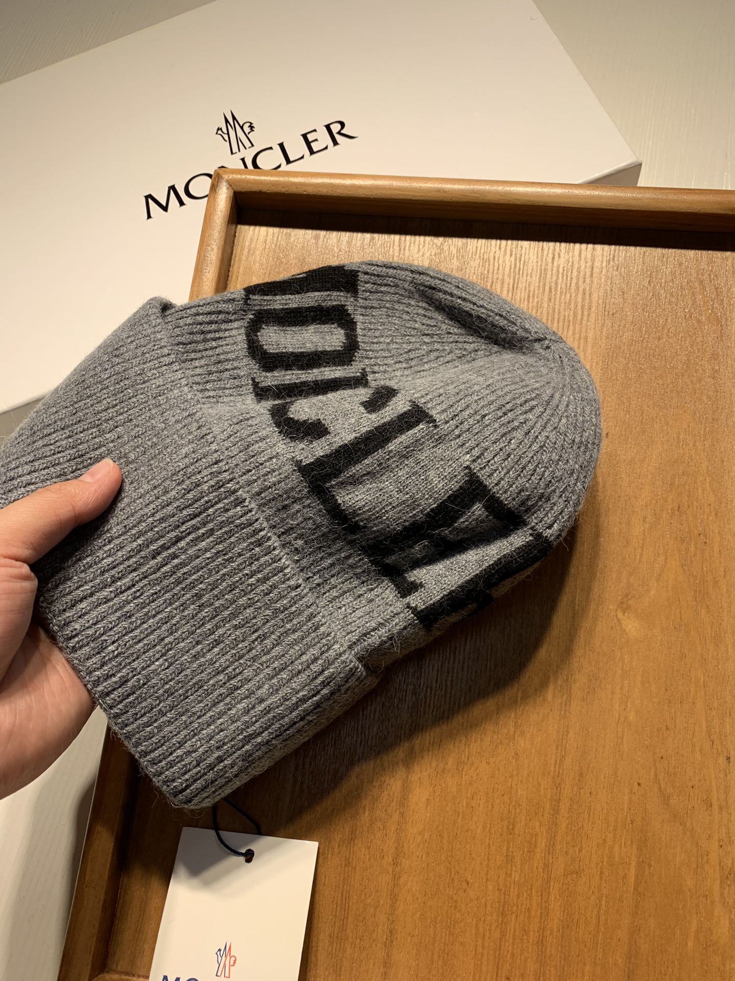 🌹。蒙口。【羊毛单帽】客供小羊毛！珍贵典藏的灵魂帽子！客供色纱.每个颜色都非常好看！经典！手感软腻.70