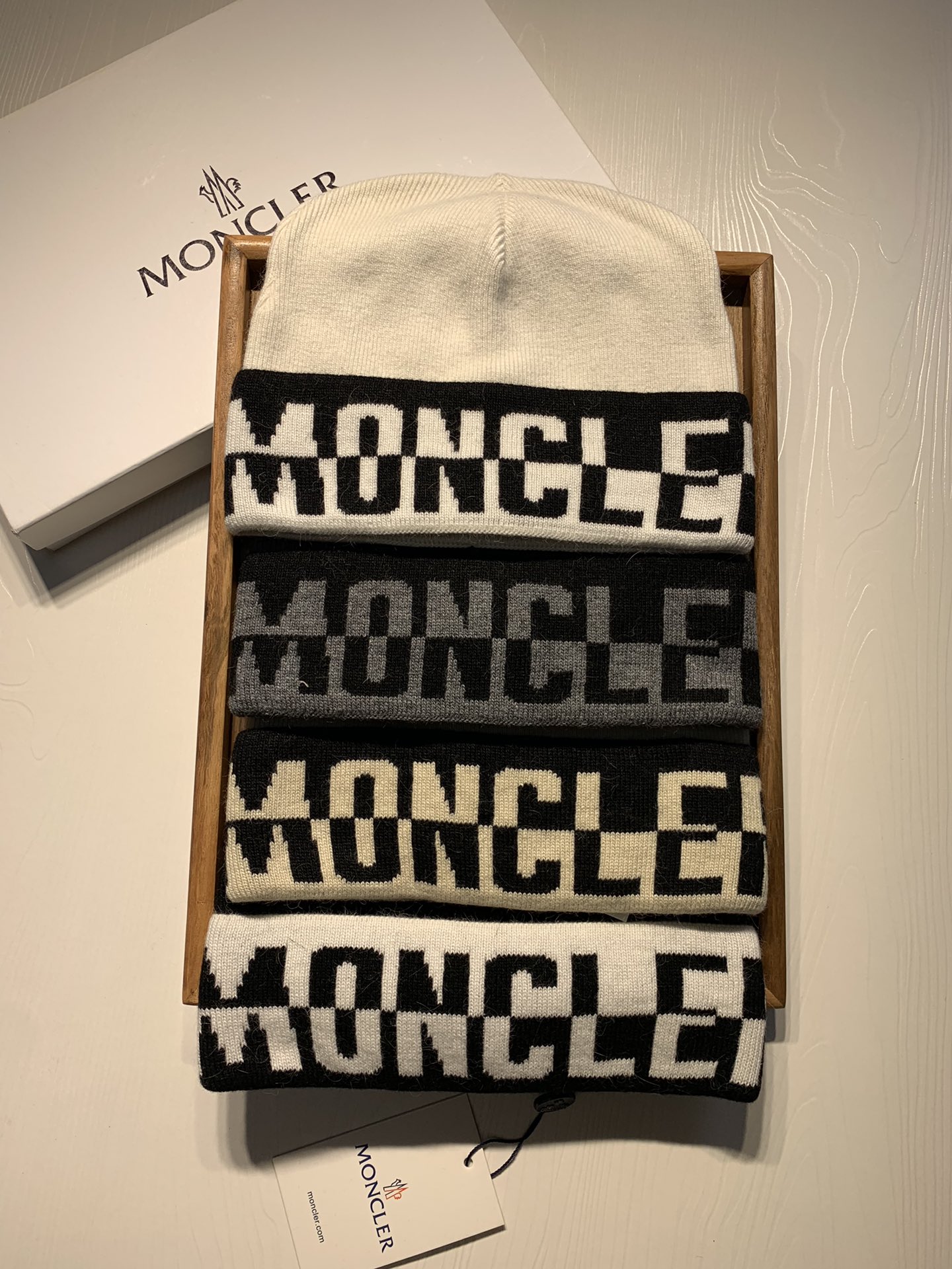 🌹。蒙口。【羊毛单帽】客供小羊毛！珍贵典藏的灵魂帽子！客供色纱.每个颜色都非常好看！经典！手感软腻.70