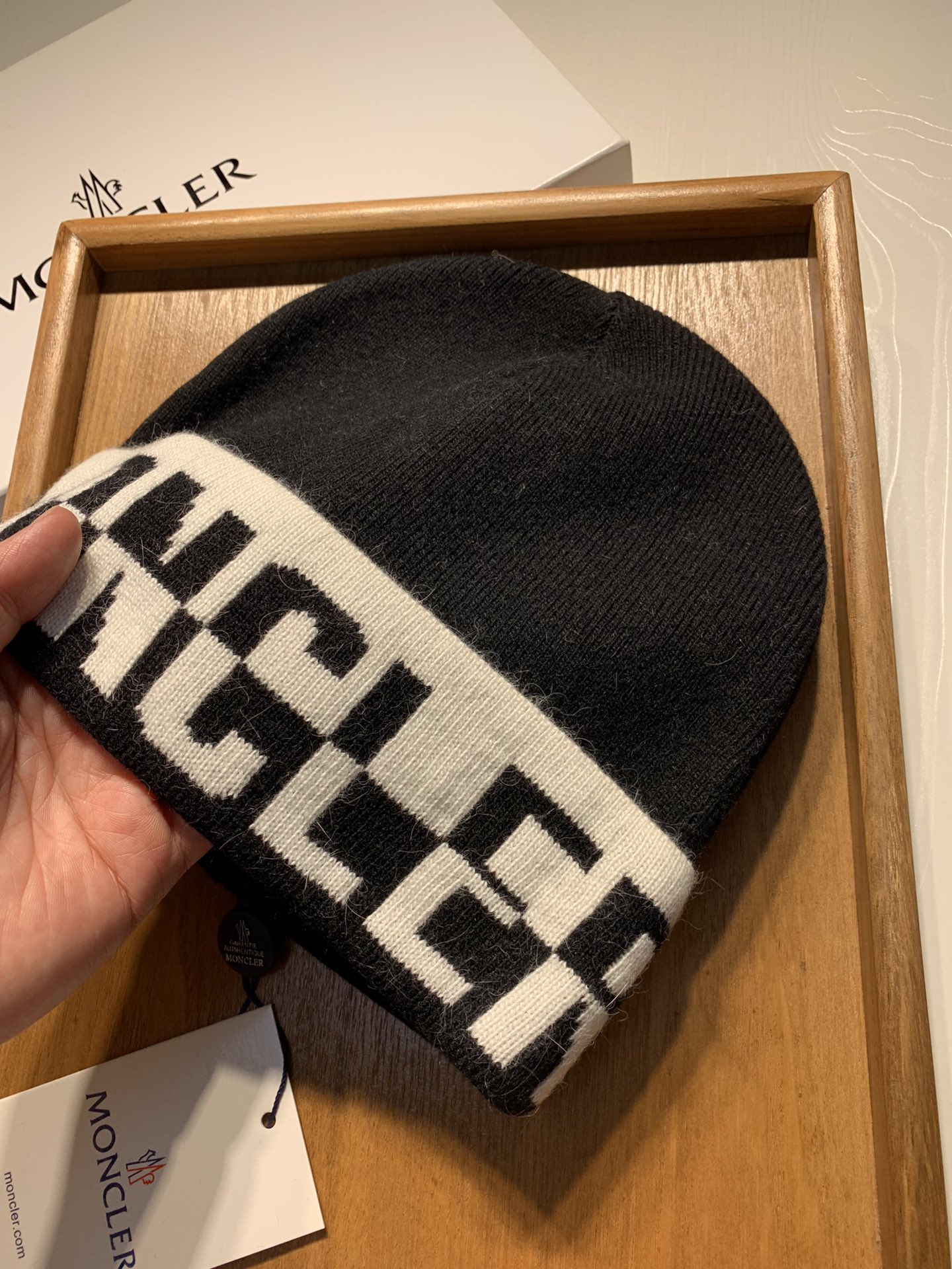 🌹。蒙口。【羊毛单帽】客供小羊毛！珍贵典藏的灵魂帽子！客供色纱.每个颜色都非常好看！经典！手感软腻.70