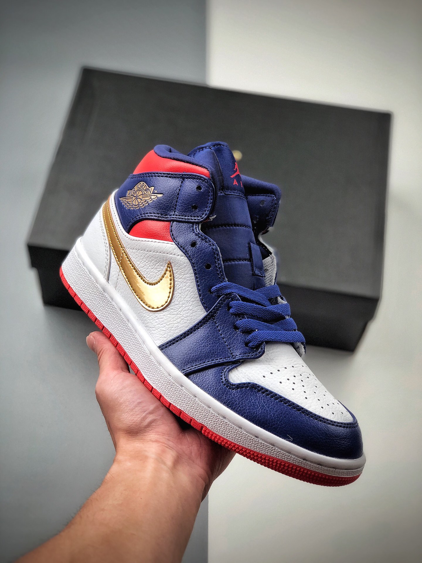 250 Air Jordan Mid“Olympic”CY金钩：BQ6931-104