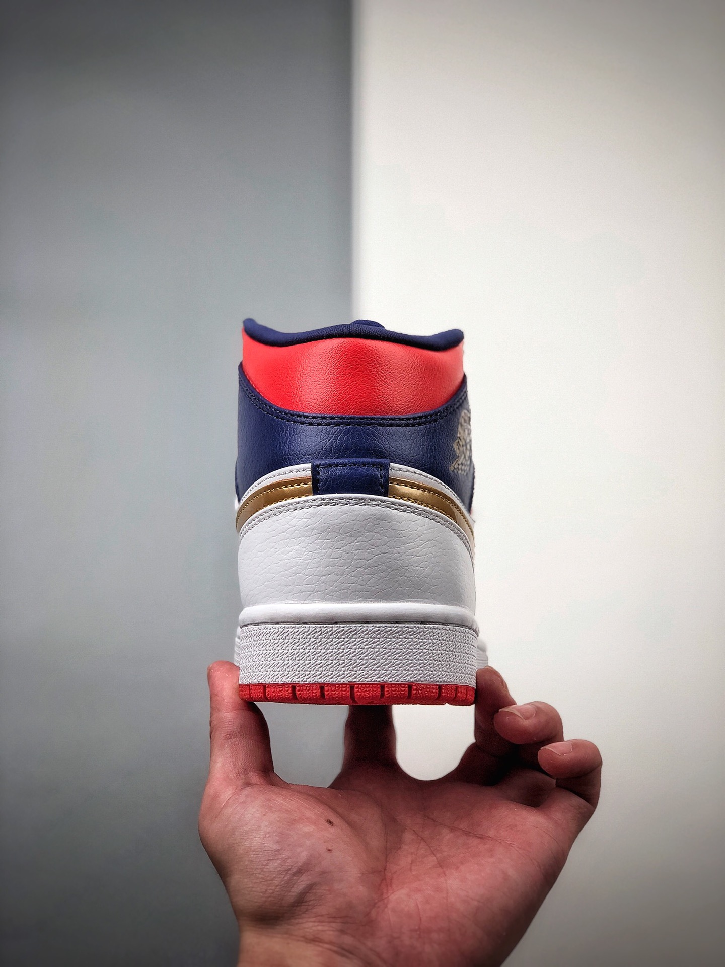 250 Air Jordan Mid“Olympic”CY金钩：BQ6931-104