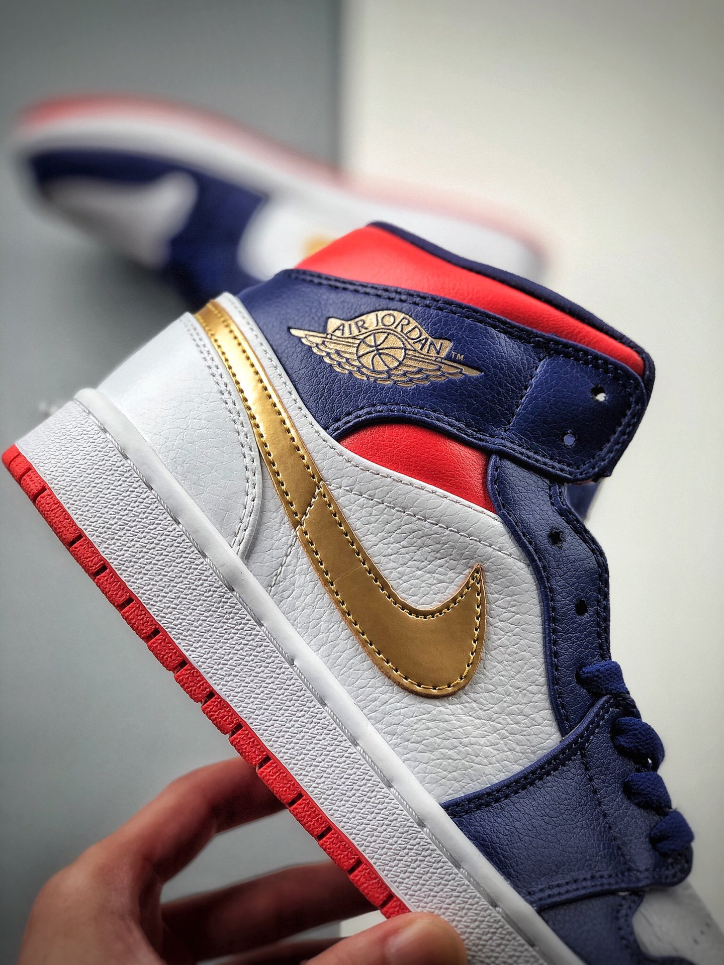 250 Air Jordan Mid“Olympic”CY金钩：BQ6931-104