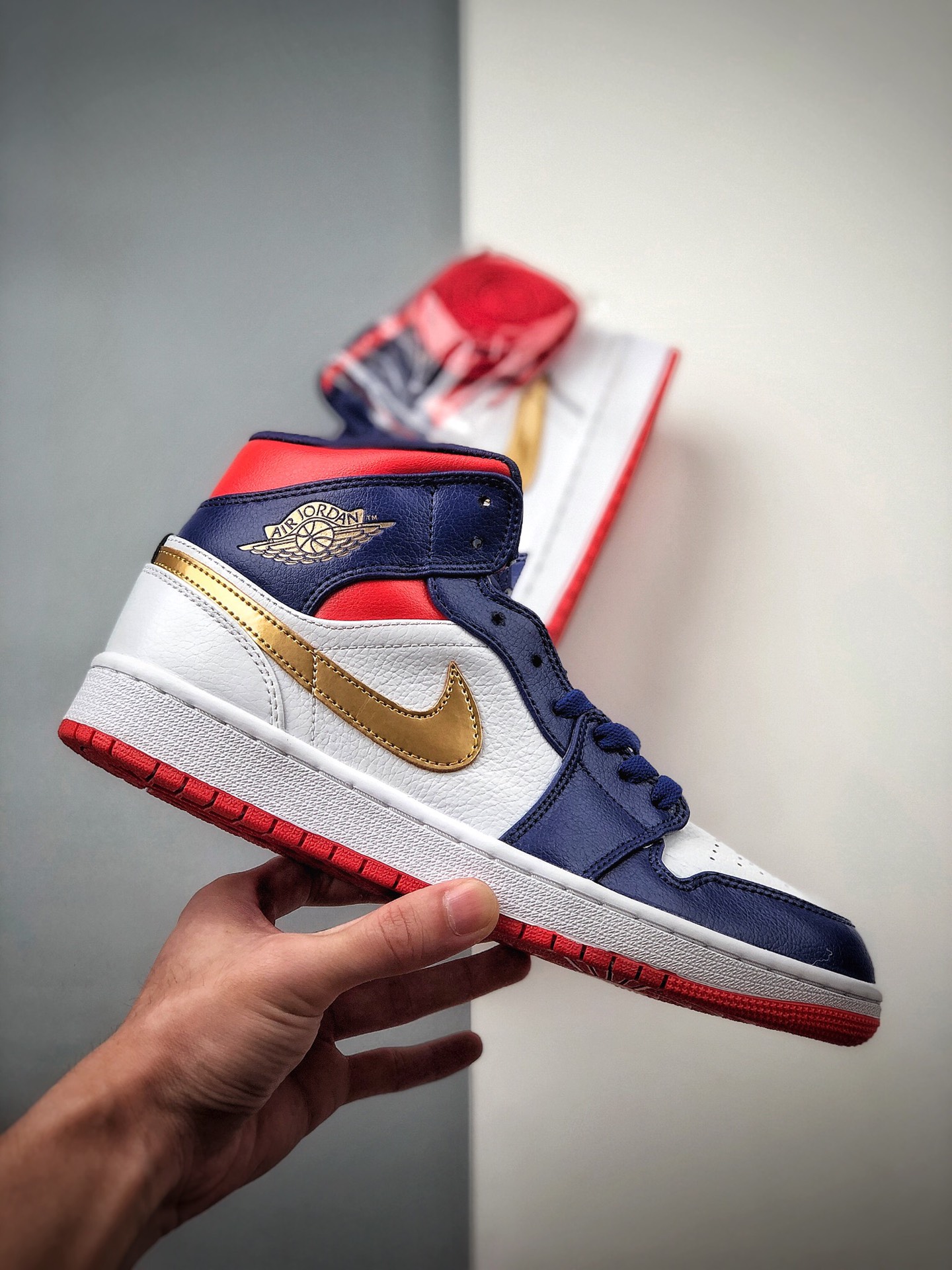 250 Air Jordan Mid“Olympic”CY金钩：BQ6931-104