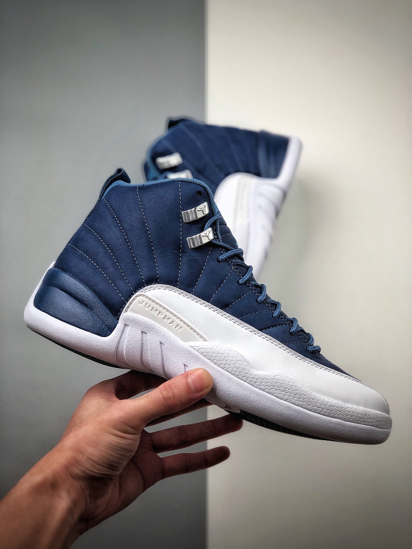 480 降价原550 Air Jordan 12 黑黄白兰 进口碳版 极限提升拉力 后尾23数字专属标识