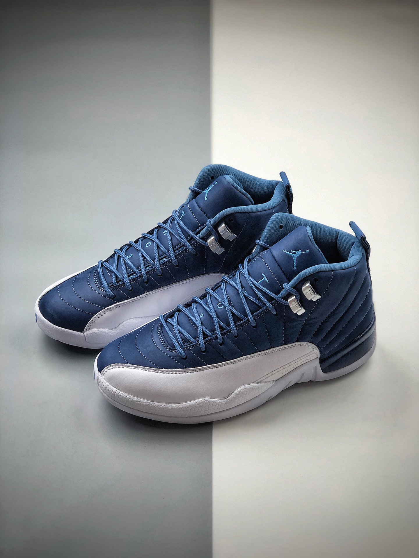 480 降价原550 Air Jordan 12 黑黄白兰 进口碳版 极限提升拉力 后尾23数字专属标识