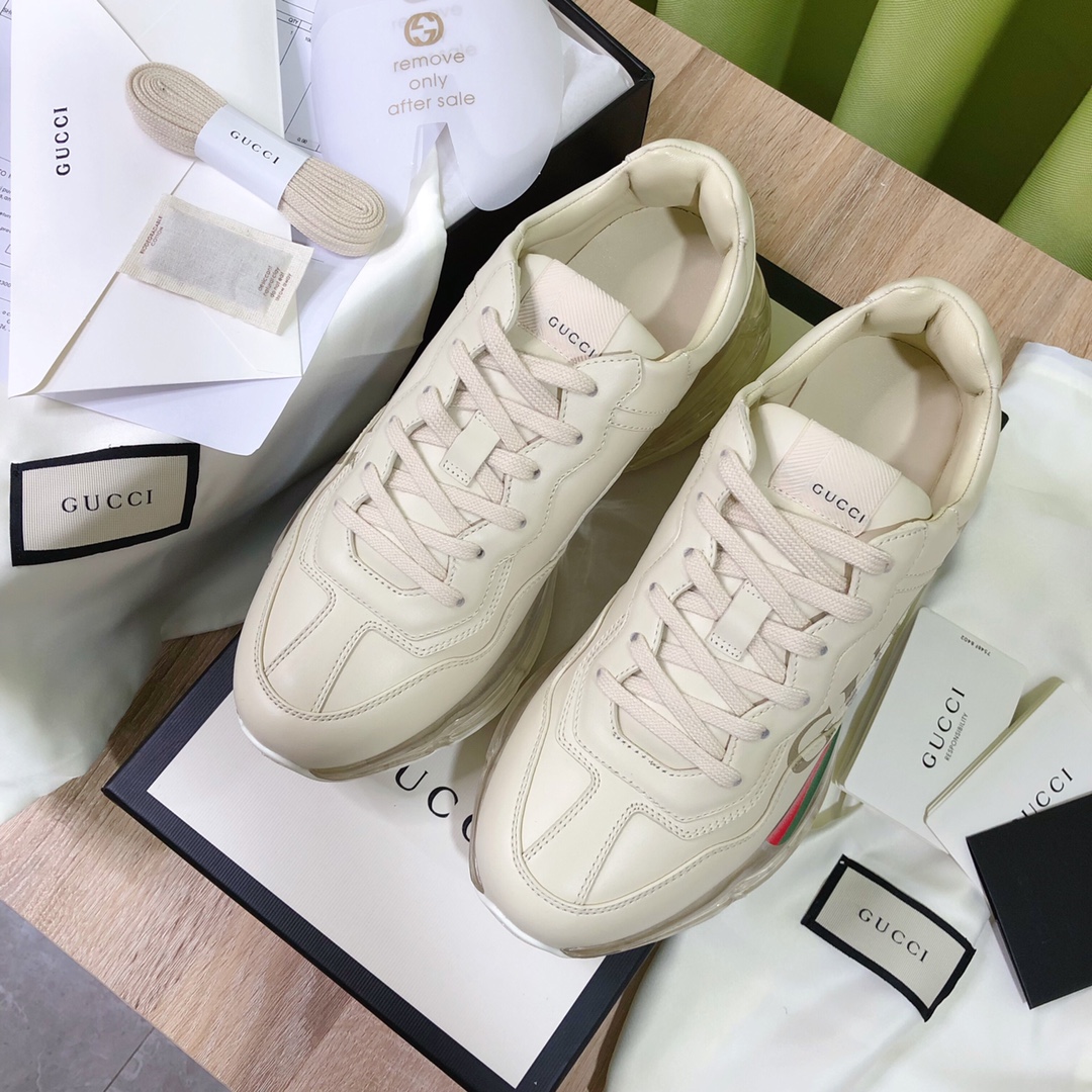 NO:231265,Gucci - Top version - Dad Shoes Series GG couple's dad shoes, have been popular in recent years; new colors are constantly updated; celebrities, internet celebrities, anchors, etc. must plant grass and call classic fashion style, leather surface aging, 5D drawing printing; mixed surface splicing color, etc.... Original customization (off-white environmentally friendly cowhide, inner layer cowhide), original outsole... Shining color drawing embellishes the side of the shoe, old color polishing, bag production technology Women's model 35-40/39-44 men's model air cushion model, dad shoes, gucci, cowhide19860909Gucci——顶级版本——老爹鞋系列款 GG情侣款老爹鞋,近几年一直火爆；新色更新不断；明星 网红 主播等必定种草打call 经典时尚风格,皮面做旧、5D绘图打印；混合面拼接色等… 原版定制(米白色环保牛皮,内里头层牛皮),原版大底……闪亮彩色绘图点缀鞋身侧面,做旧擦色,套包制作工艺 女款35—40/39—44男款 气垫款,老爹鞋,gucci,cowhide,Women's Shoes