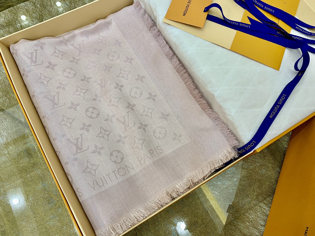 LV路易威登Shine Monogram 染色纱线金属丝混纺披肩M75122 M70805 M75120 M75121 M75123