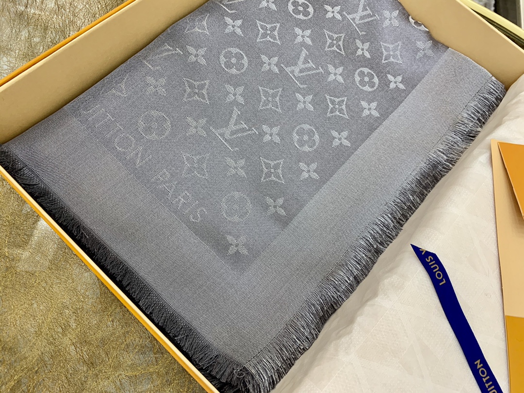 LV路易威登Shine Monogram 染色纱线金属丝混纺披肩M75122 M70805 M75120 M75121 M75123