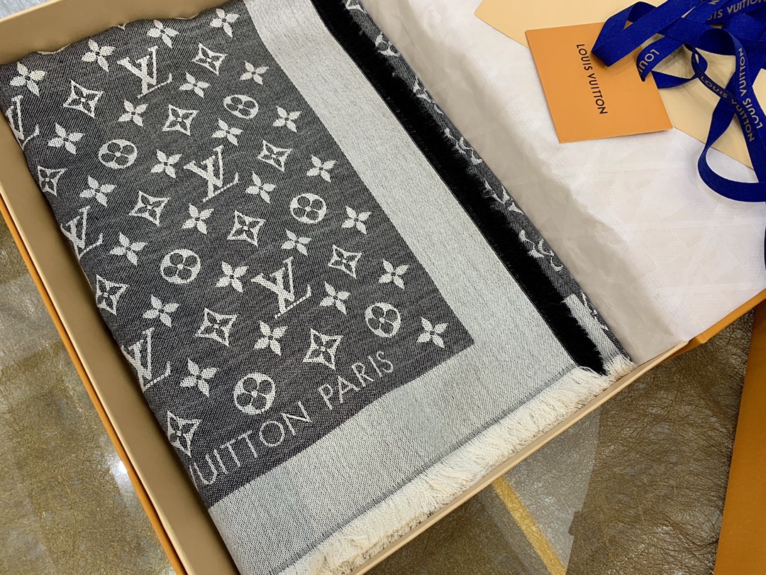 LV路易威登Monogram Denim披肩M71378 M71382 M71330 M71329 M72412 M72046 M72273