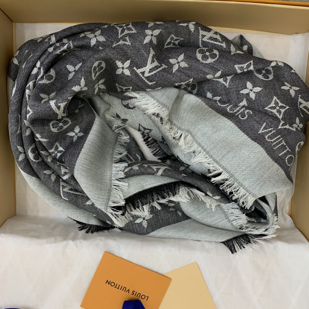 LV路易威登Monogram Denim披肩M71378 M71382 M71330 M71329 M72412 M72046 M72273