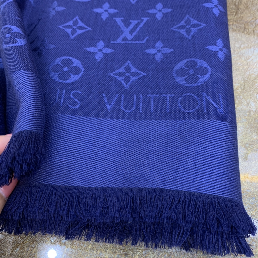 LV路易威登Monogram Denim披肩M71378 M71382 M71330 M71329 M72412 M72046 M72273