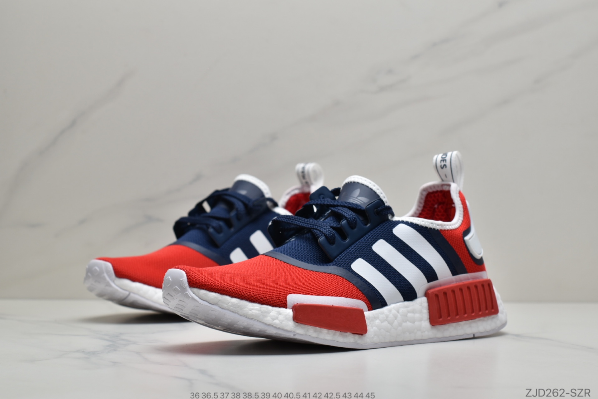 240 公司级阿迪达斯 Adidas NMD R1 系列FV1734