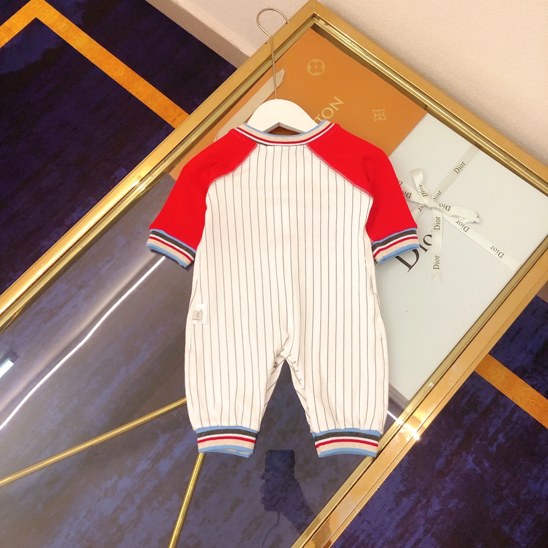 High-Quality M.L.B. Baseball Baby Costume with Tiara and Gift Bag - 图片 7