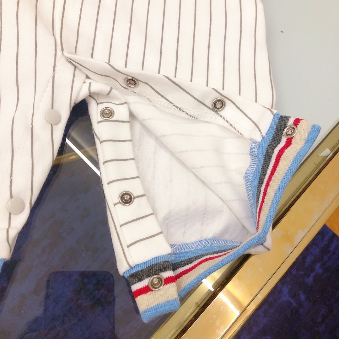 High-Quality M.L.B. Baseball Baby Costume with Tiara and Gift Bag - 图片 6