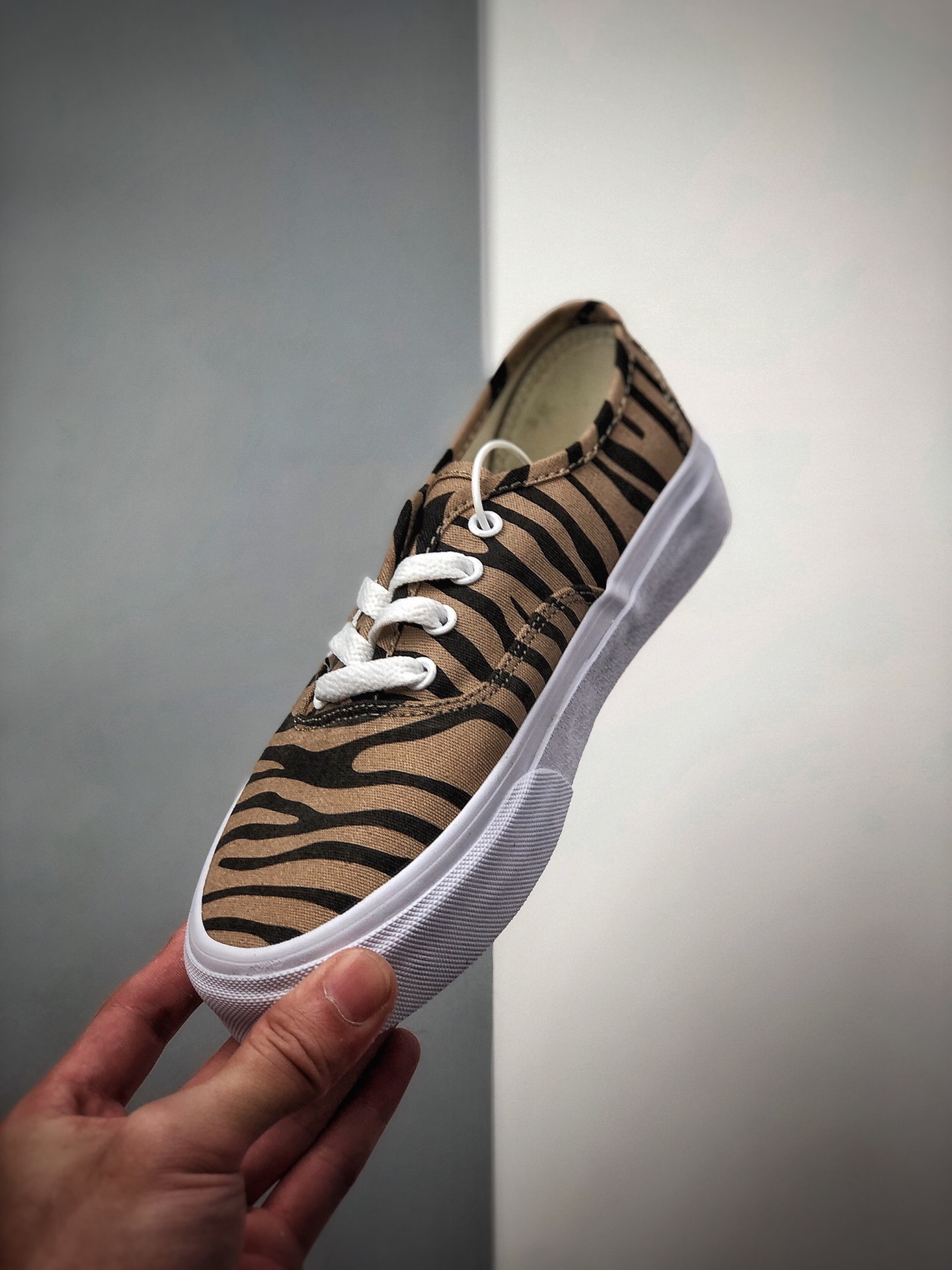140   最新种草款小红书已沦陷！ Vans Era 95 DX 万斯 斑马豹纹 低帮硫化帆布鞋来啦