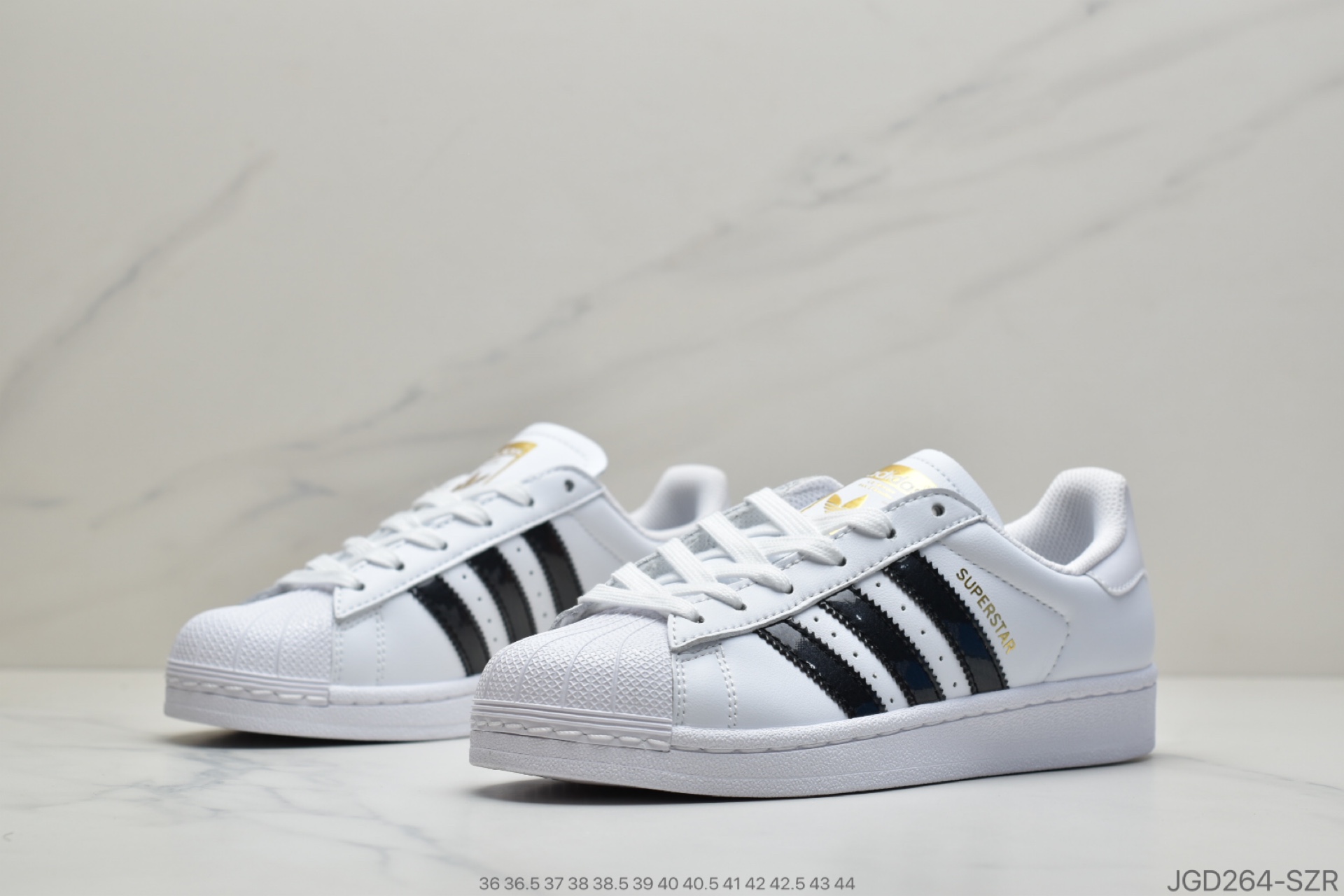 180 公司级Adidas 阿迪达斯 Superstar 贝壳头运动休闲板鞋 EF1627