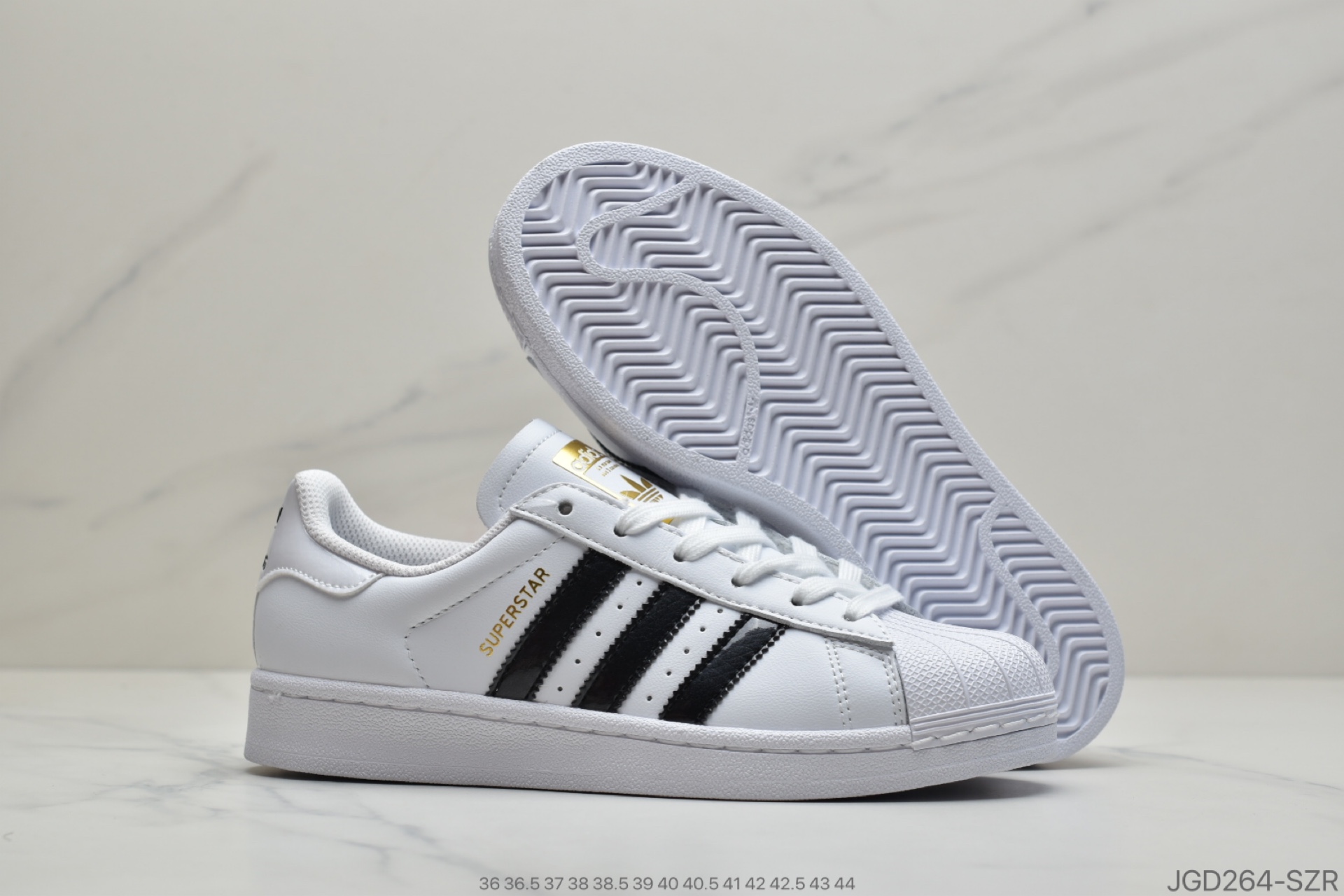 180 公司级Adidas 阿迪达斯 Superstar 贝壳头运动休闲板鞋 EF1627