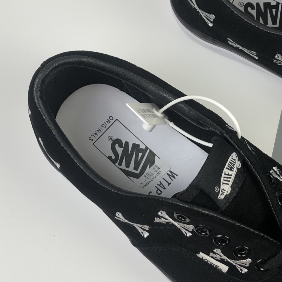150 Vans Vault by x Wtaps 联名系列低帮板鞋 VN0A4BV426A