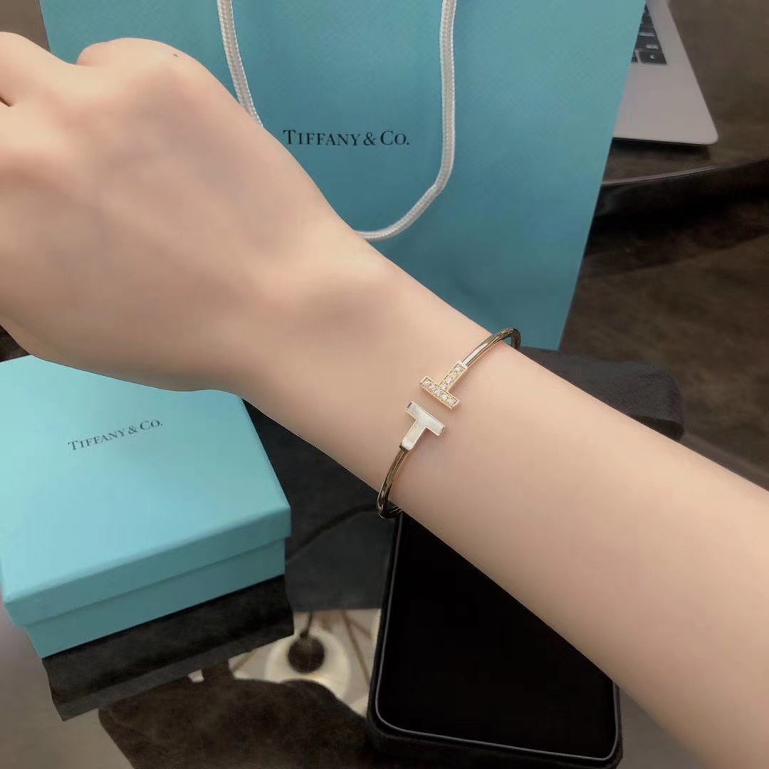 Tiffany & Co. 玫瑰金 半白贝半钻双t手镯