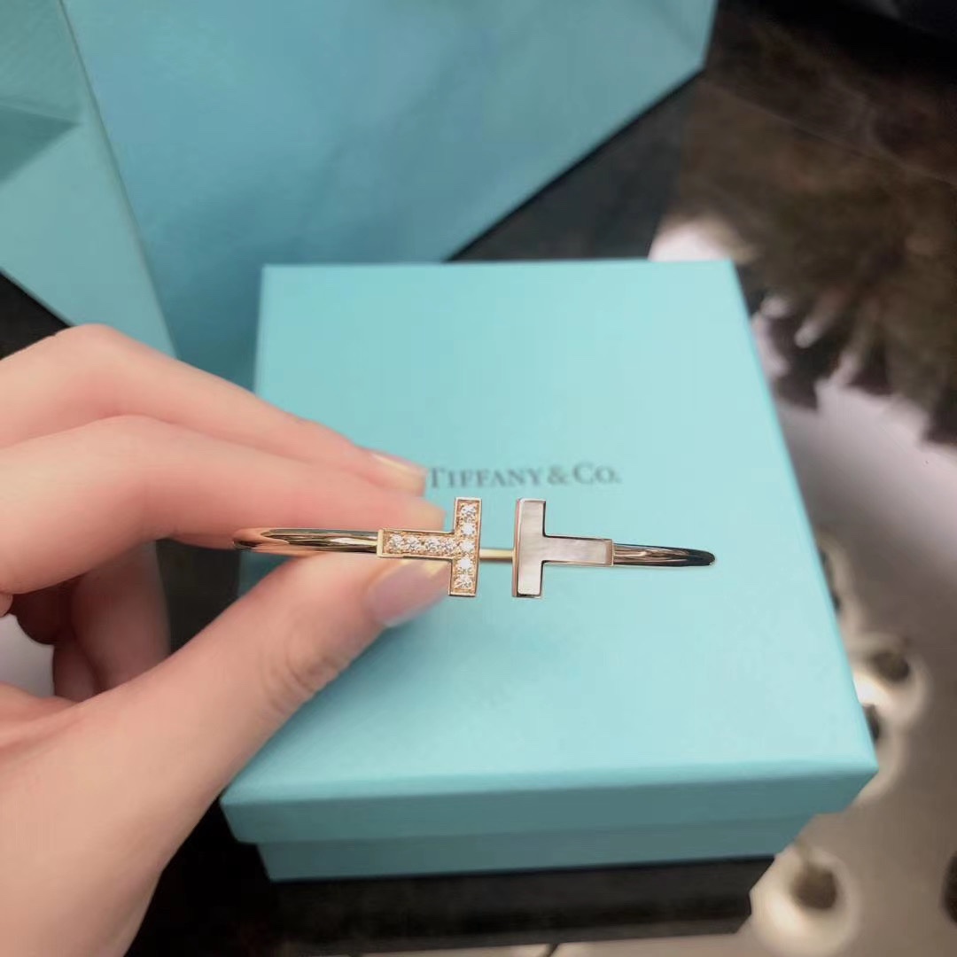 Tiffany & Co. 玫瑰金 半白贝半钻双t手镯