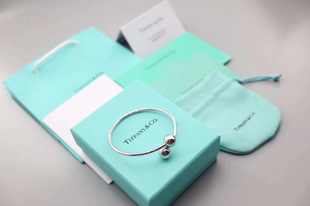 Tiffany & Co. Tiffany&Co.金属球形线圈手镯