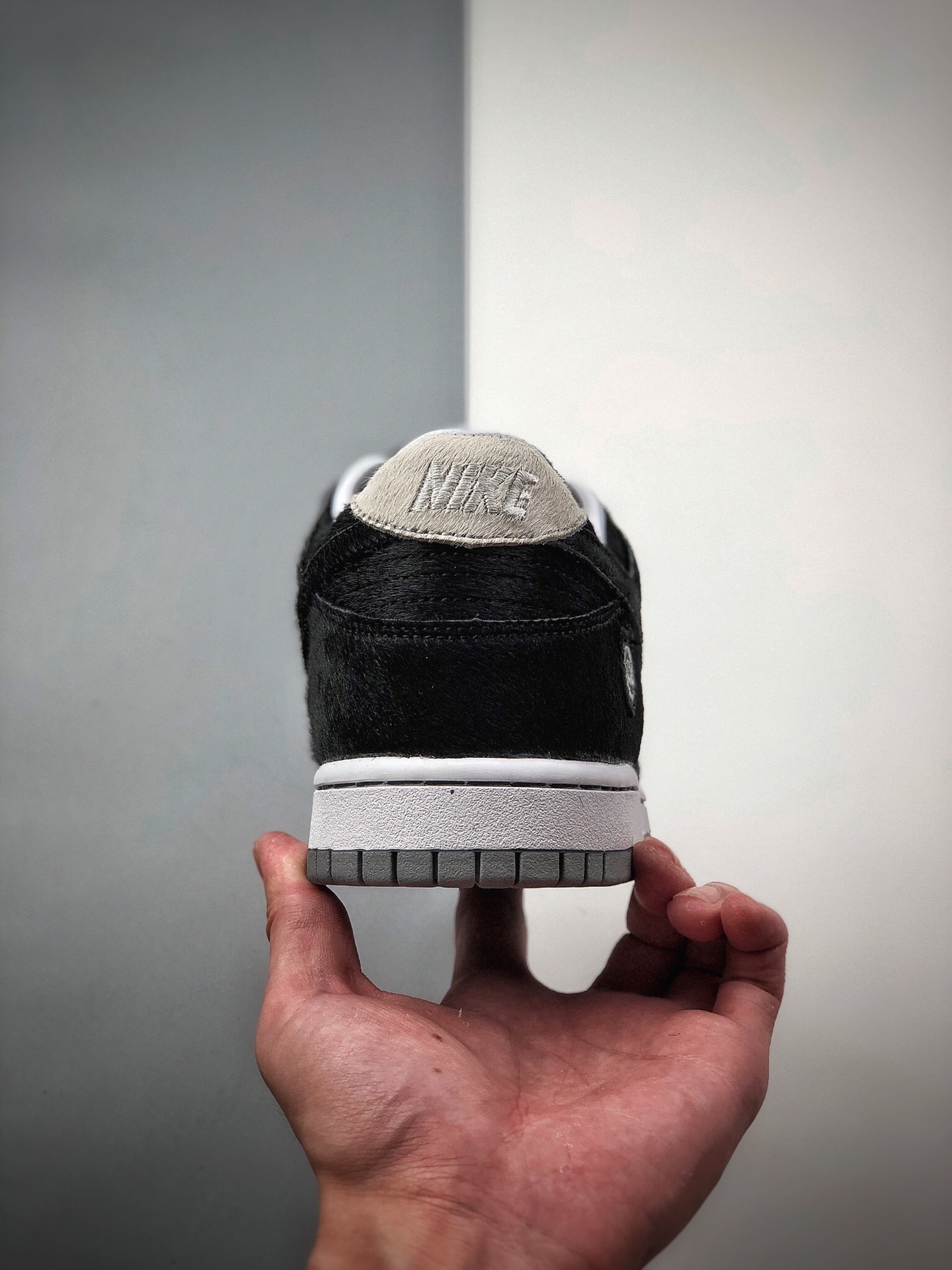 230 Nike SB Dunk Low 黑马毛 联名扣篮系列复古低帮休闲运动滑板板鞋CZ5127-001