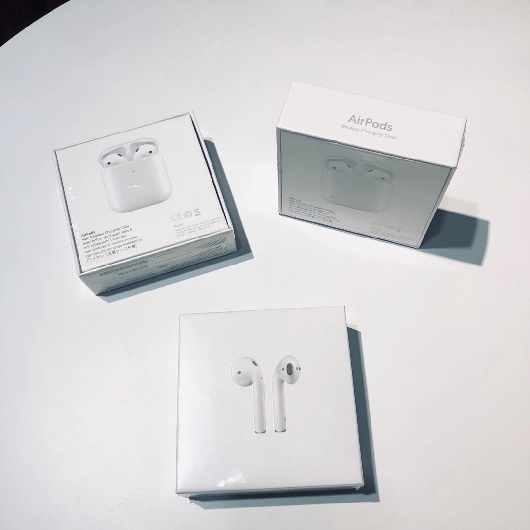 批💰120。Airpods二代 Airpods2代蓝牙耳机
真电池显示版本同步官方链接操作
入耳检测感应同步音质续航唤醒siri
洛达芯片5.0蓝牙系统 Apple苹果原装
音质上面的效果绝对是带来惊喜的音乐感代入感非常足
不会像市面上普通的蓝牙耳机一样粗糙