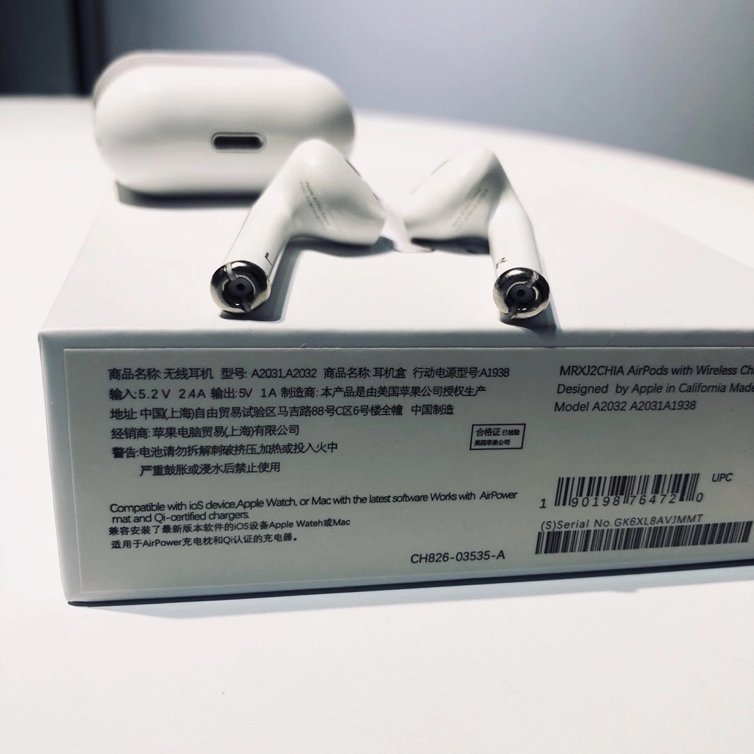 批💰120。Airpods二代 Airpods2代蓝牙耳机
真电池显示版本同步官方链接操作
入耳检测感应同步音质续航唤醒siri
洛达芯片5.0蓝牙系统 Apple苹果原装
音质上面的效果绝对是带来惊喜的音乐感代入感非常足
不会像市面上普通的蓝牙耳机一样粗糙