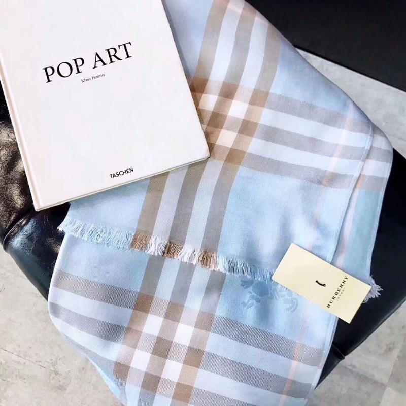 Burberry - Cashmere Scarf