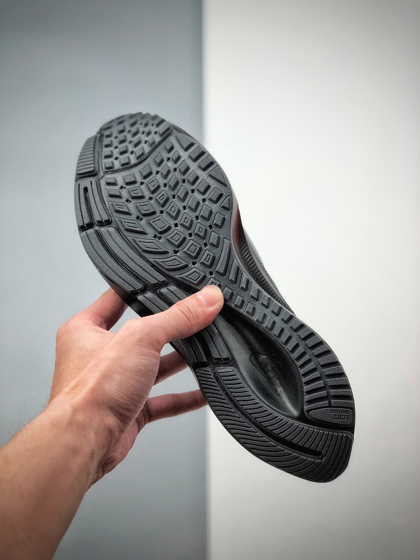 200 公司级耐克NIKE Zoom Pegasus 37 登月37代  透气缓震疾速跑鞋 DA4662-001